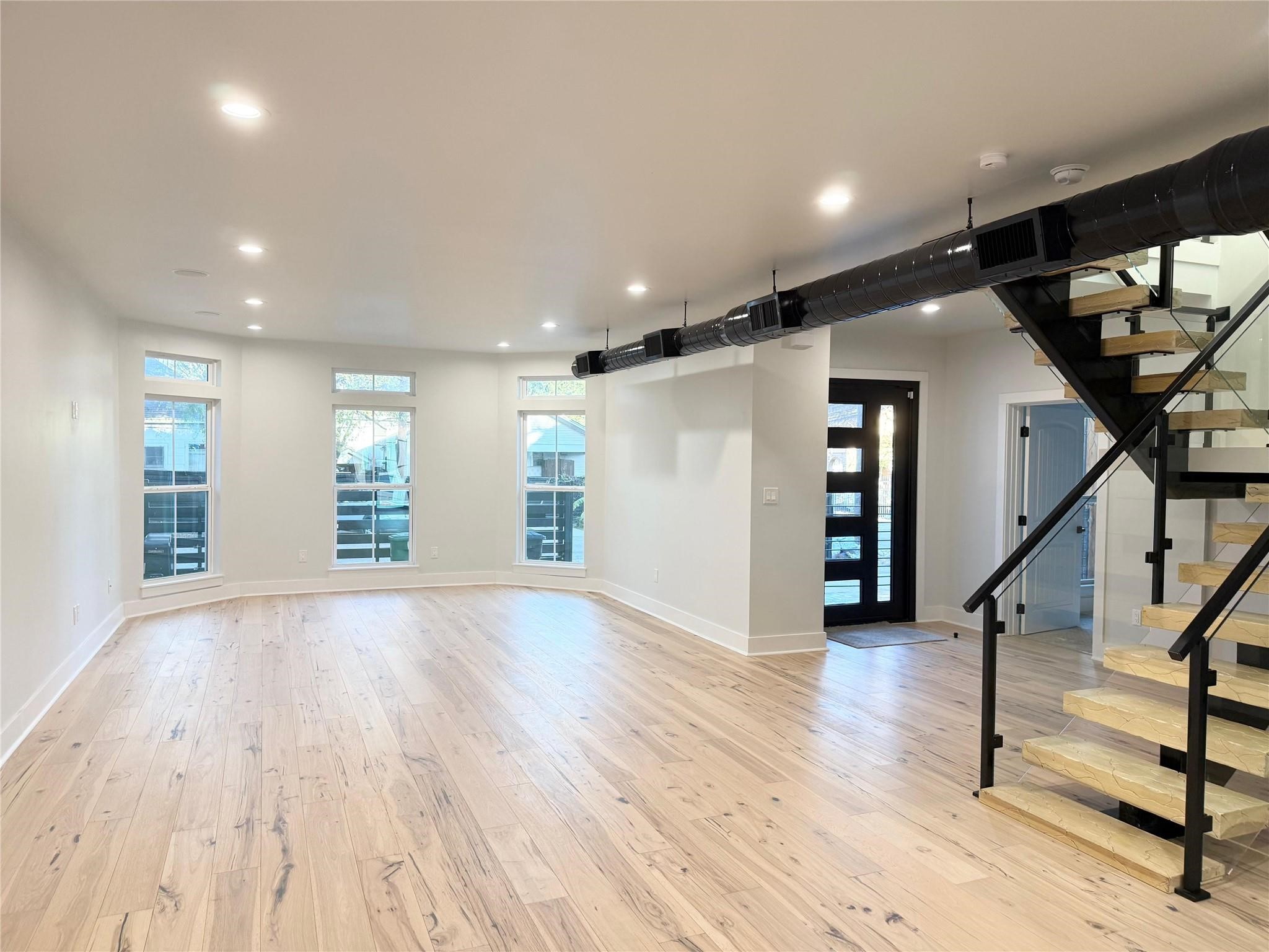 1617 Common Street Property Photo 6