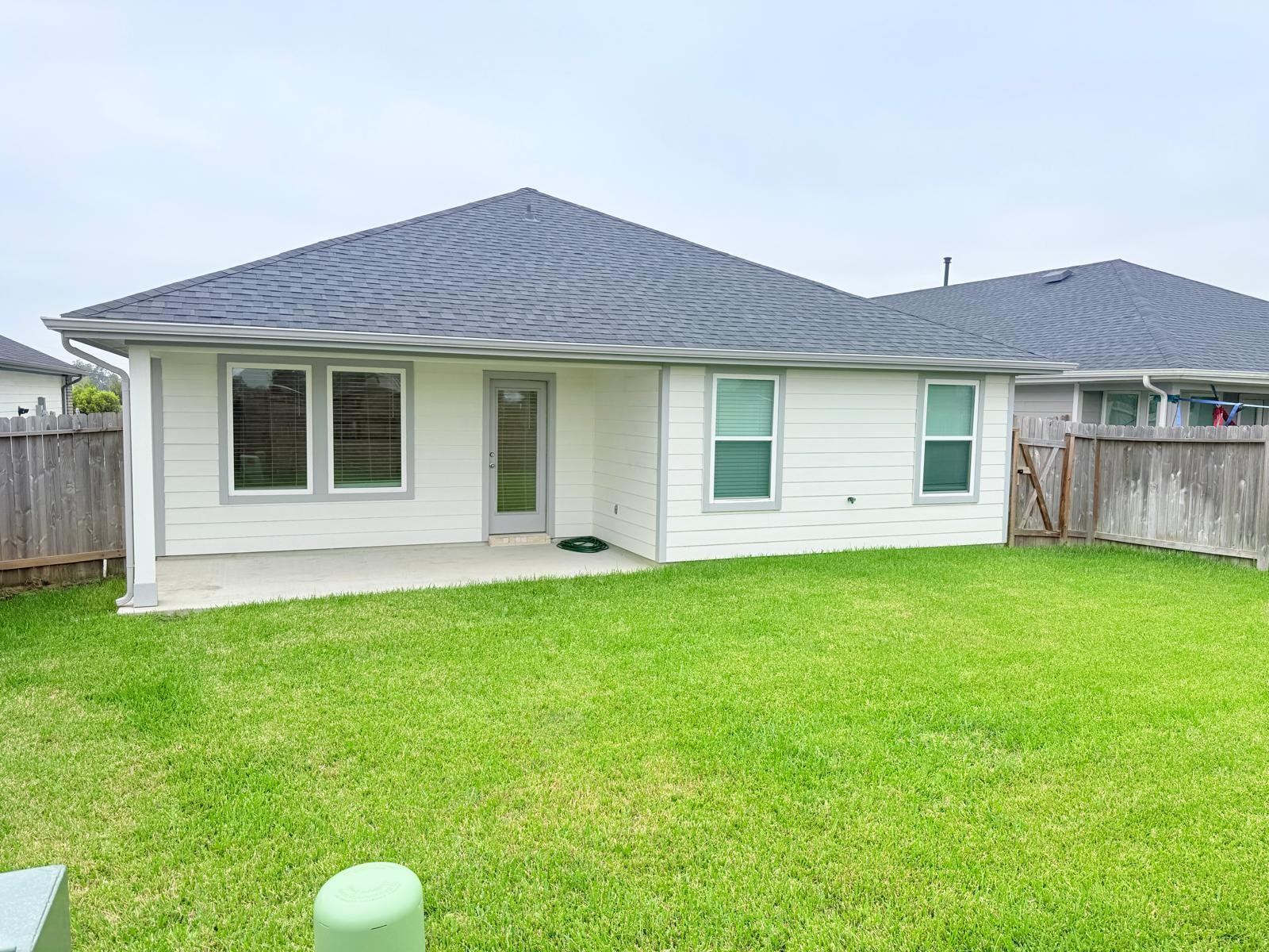 8014 Tropea Drive Property Photo 4