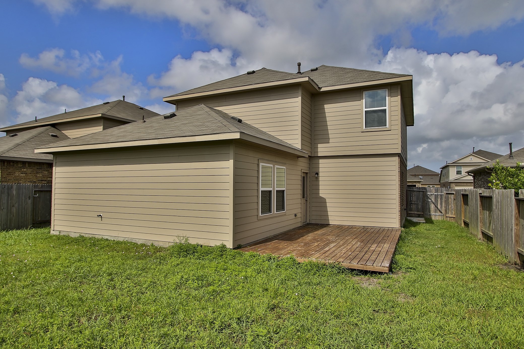 2209 Onyx Court Property Photo 34