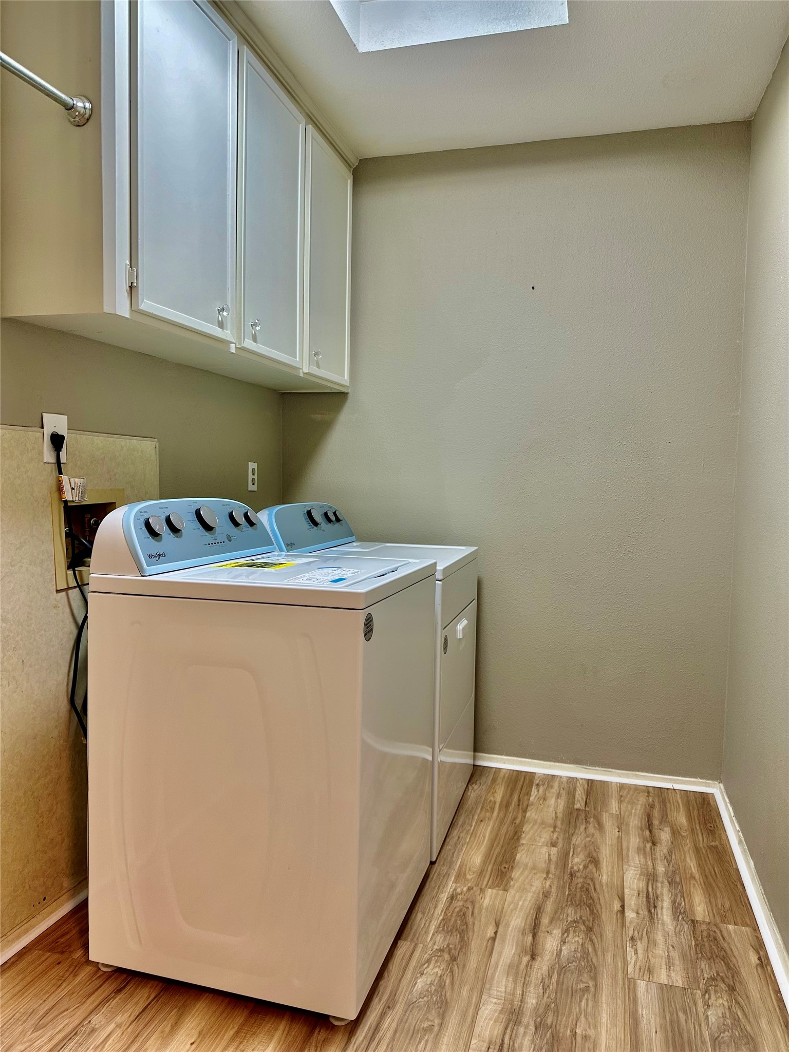 2414 Manila Lane Property Photo 15