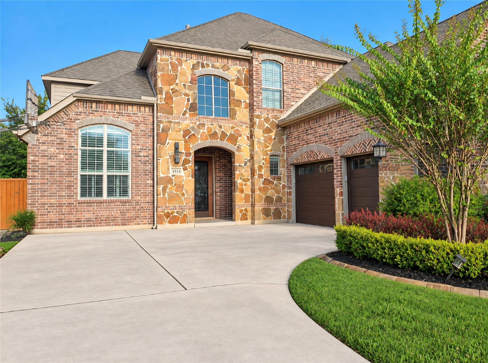 3318 Sunset Field Lane Property Photo 1