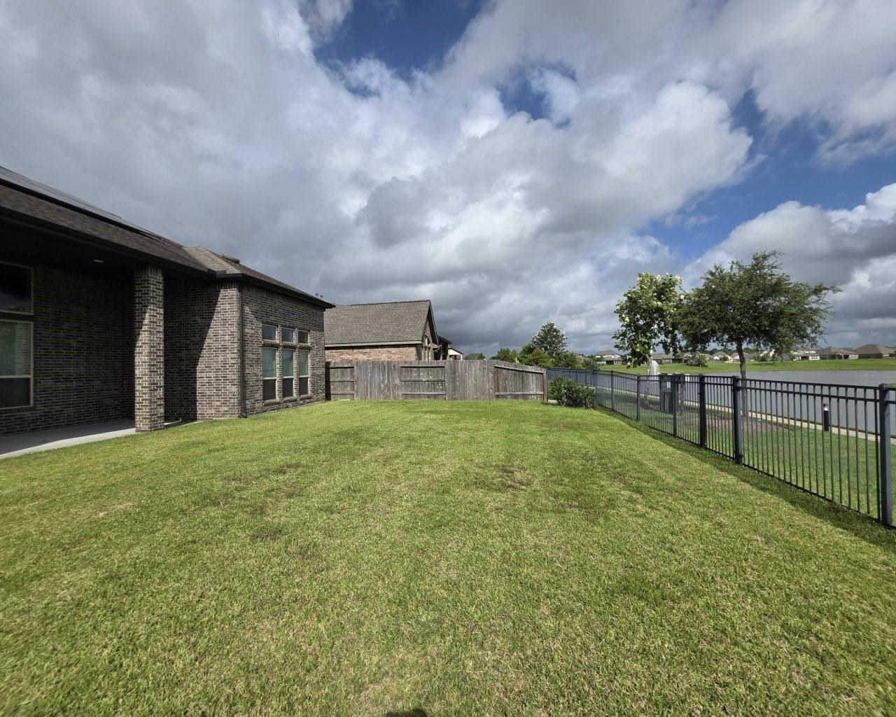 13803 Village Glen Lane, Rosharon Tx 77583 Property Photo 26