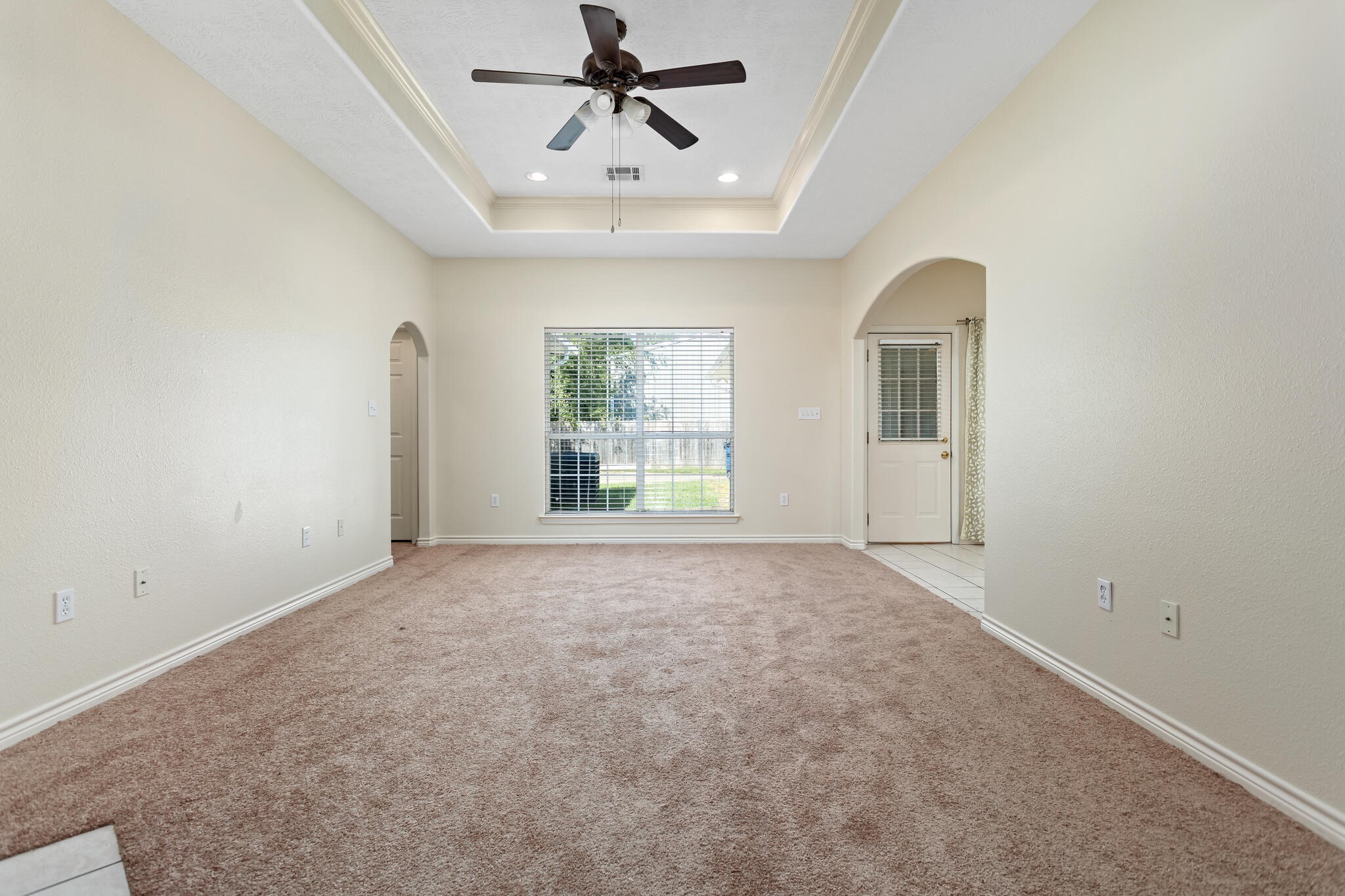 21 Stephens Lane Property Photo 8