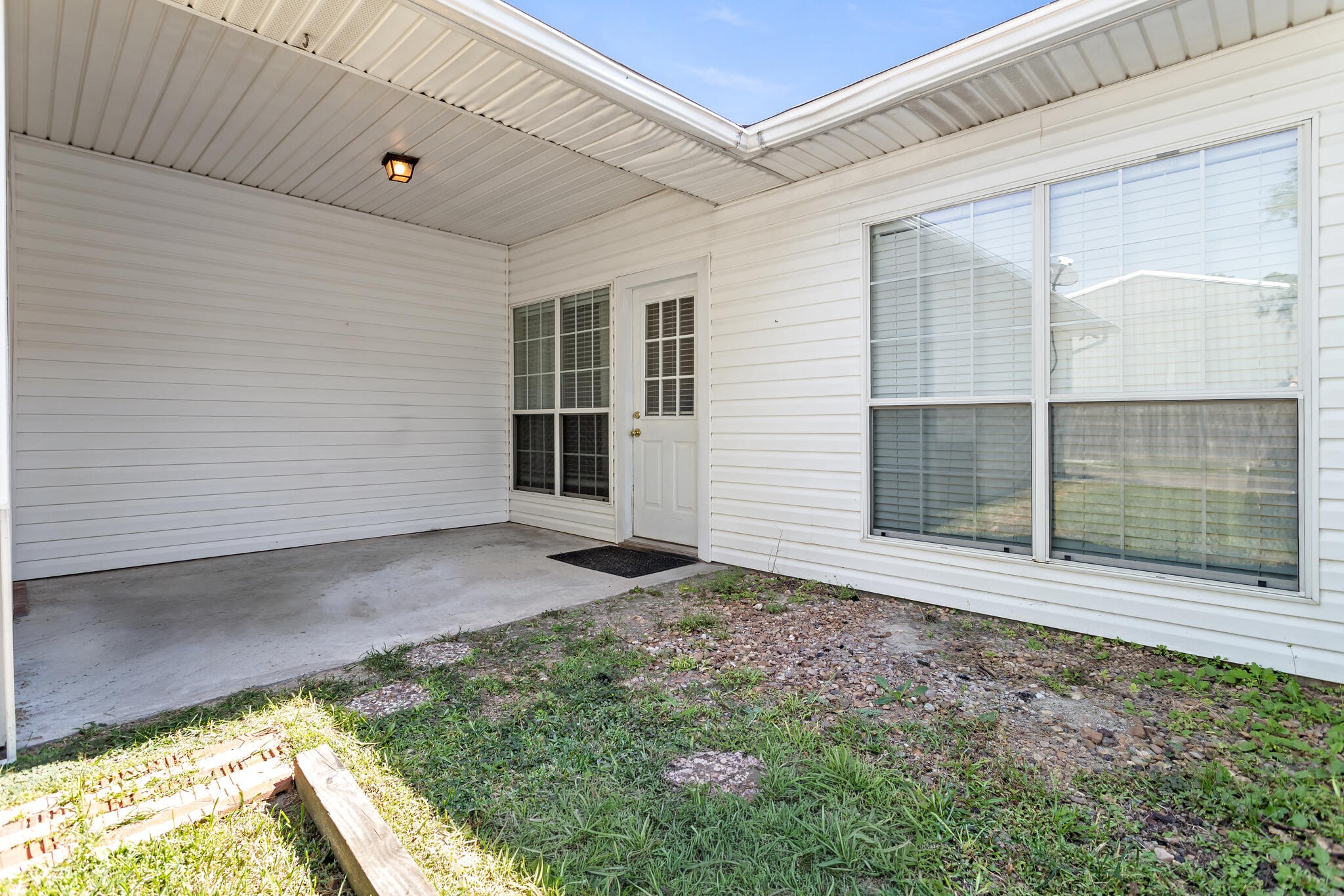 21 Stephens Lane Property Photo 29