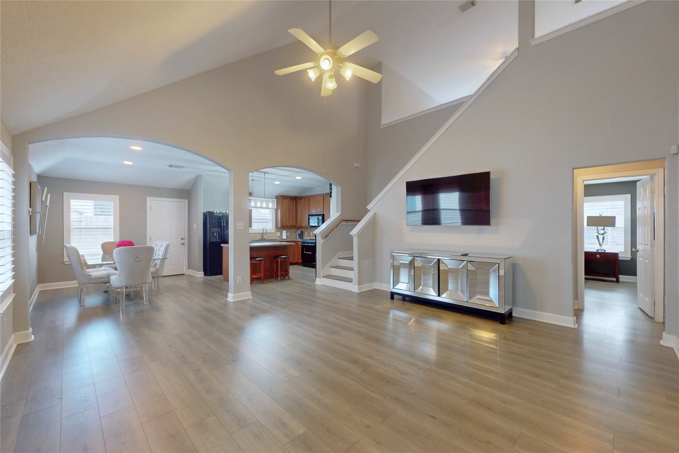 16610 Berkshire Forest Drive Property Photo 6