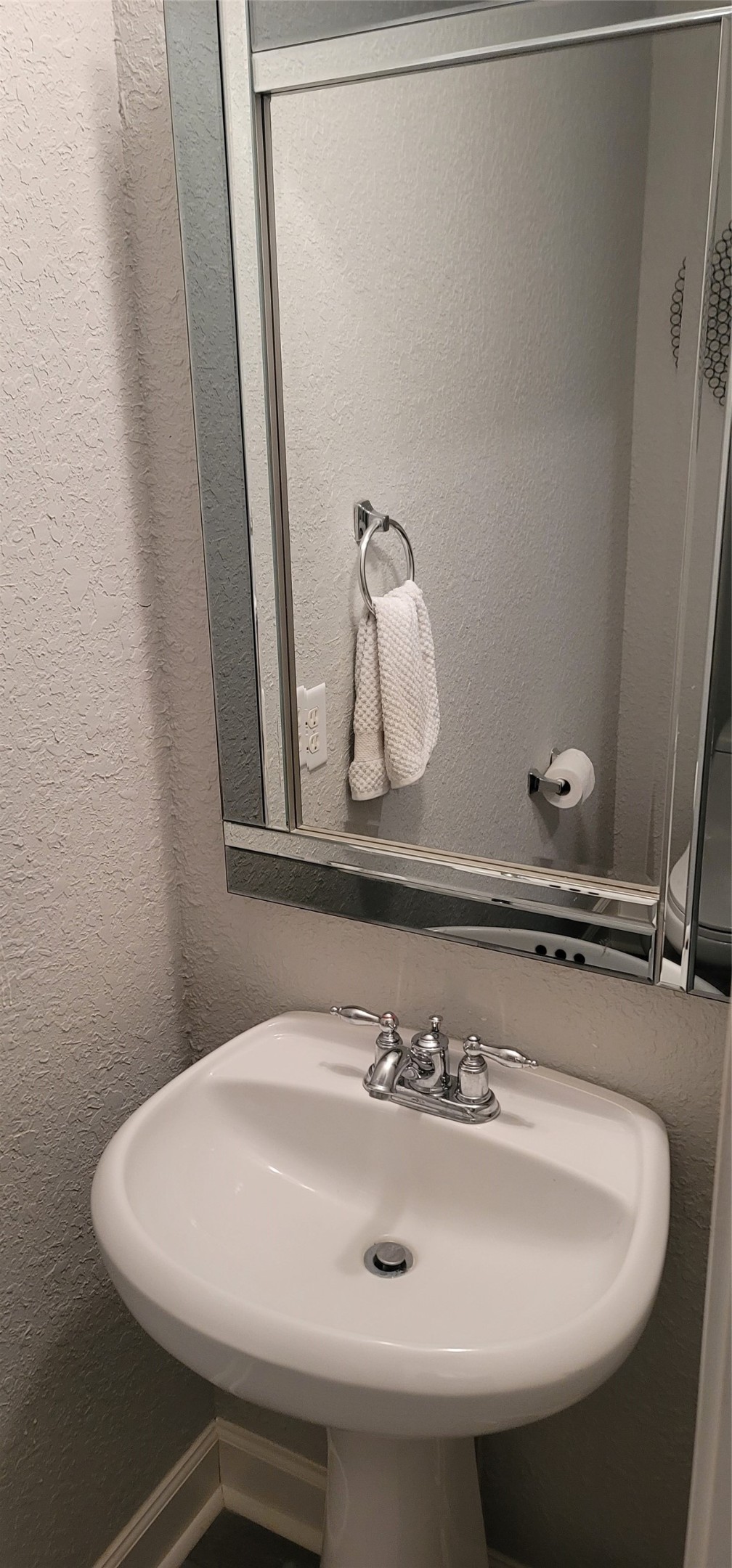 16610 Berkshire Forest Drive Property Photo 13