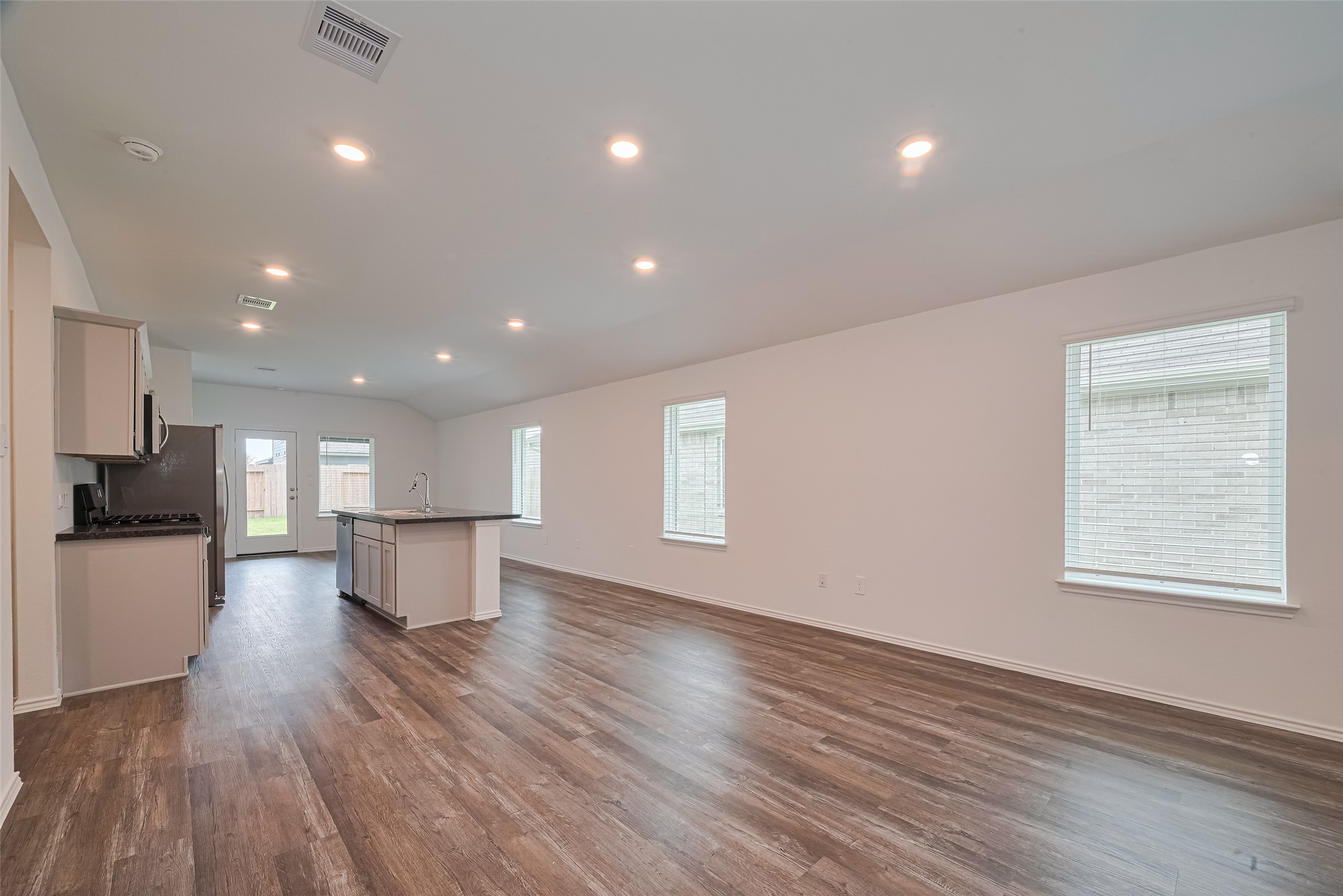 6018 Alberta Falls Drive Property Photo 10