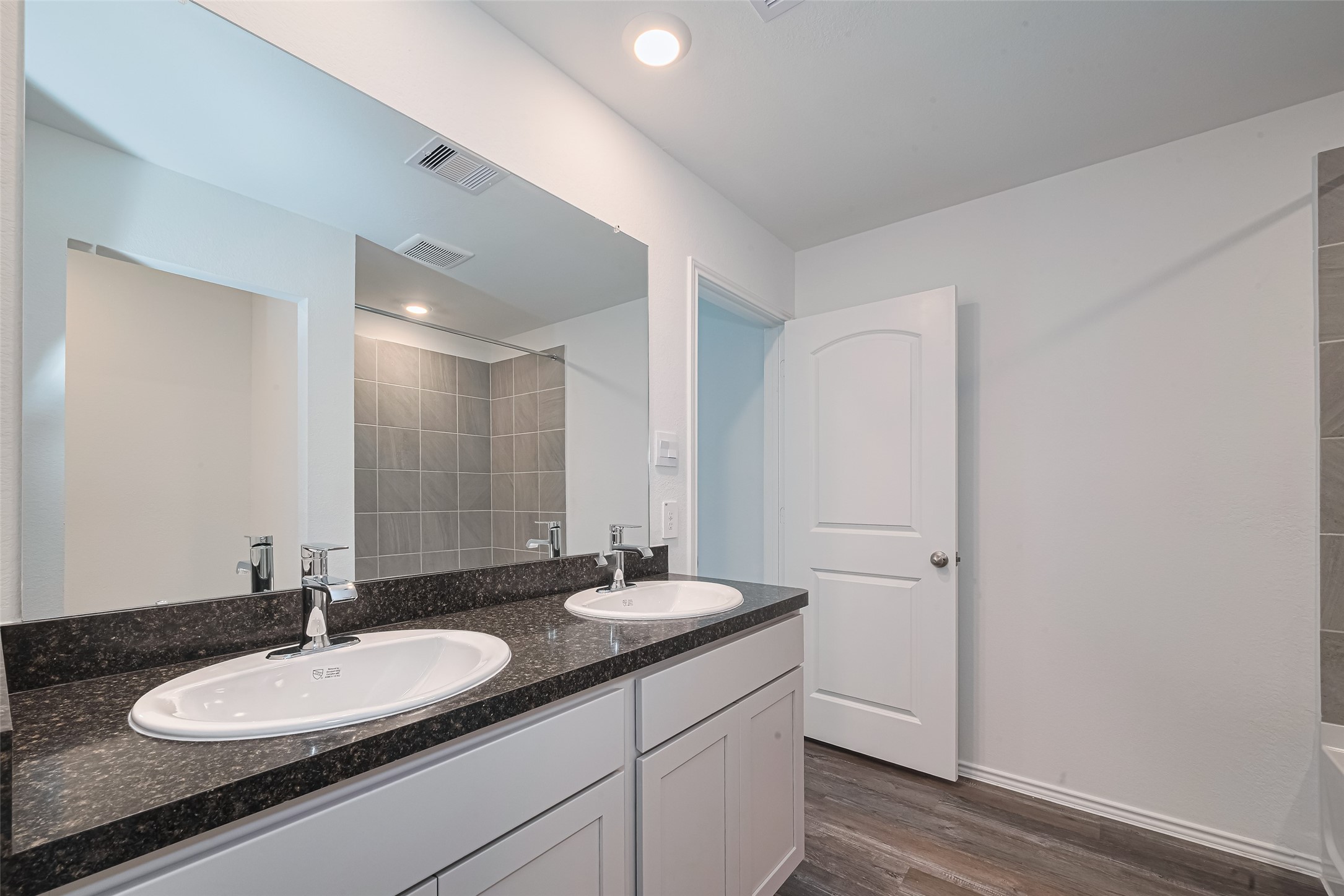 6018 Alberta Falls Drive Property Photo 28