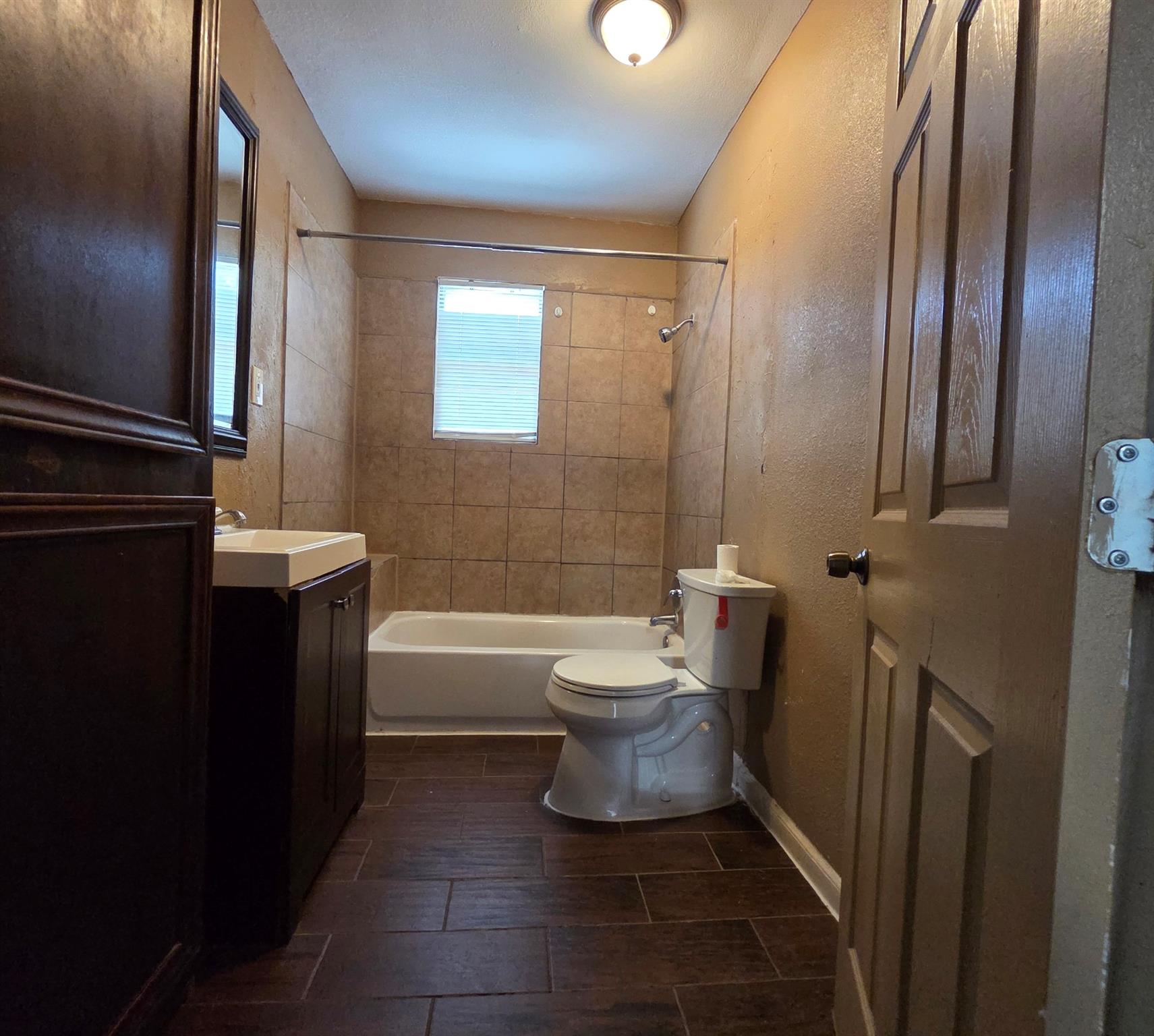1036 Caperton Street Property Photo 3