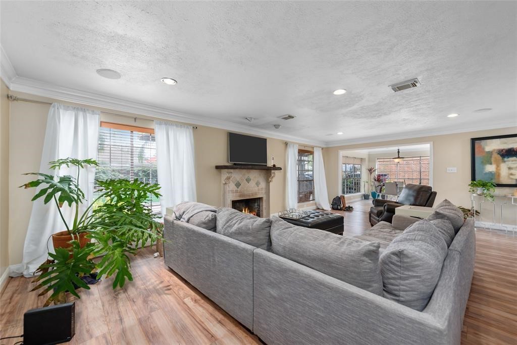 2105 Meadow Parkway N N Property Photo 15