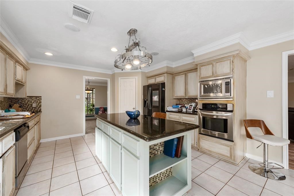 2105 Meadow Parkway N N Property Photo 21