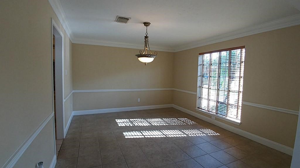 2105 Meadow Parkway N N Property Photo 22