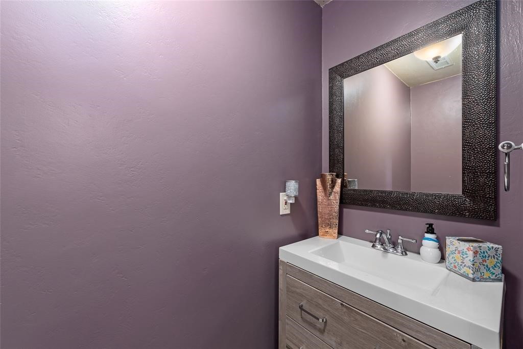 2105 Meadow Parkway N N Property Photo 23