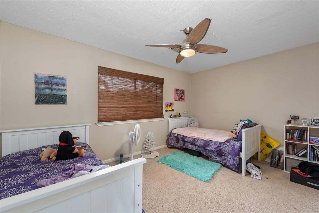 2105 Meadow Parkway N N Property Photo 24