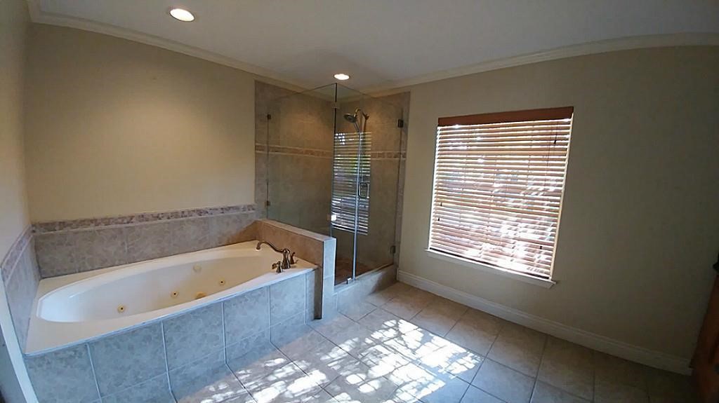 2105 Meadow Parkway N N Property Photo 32
