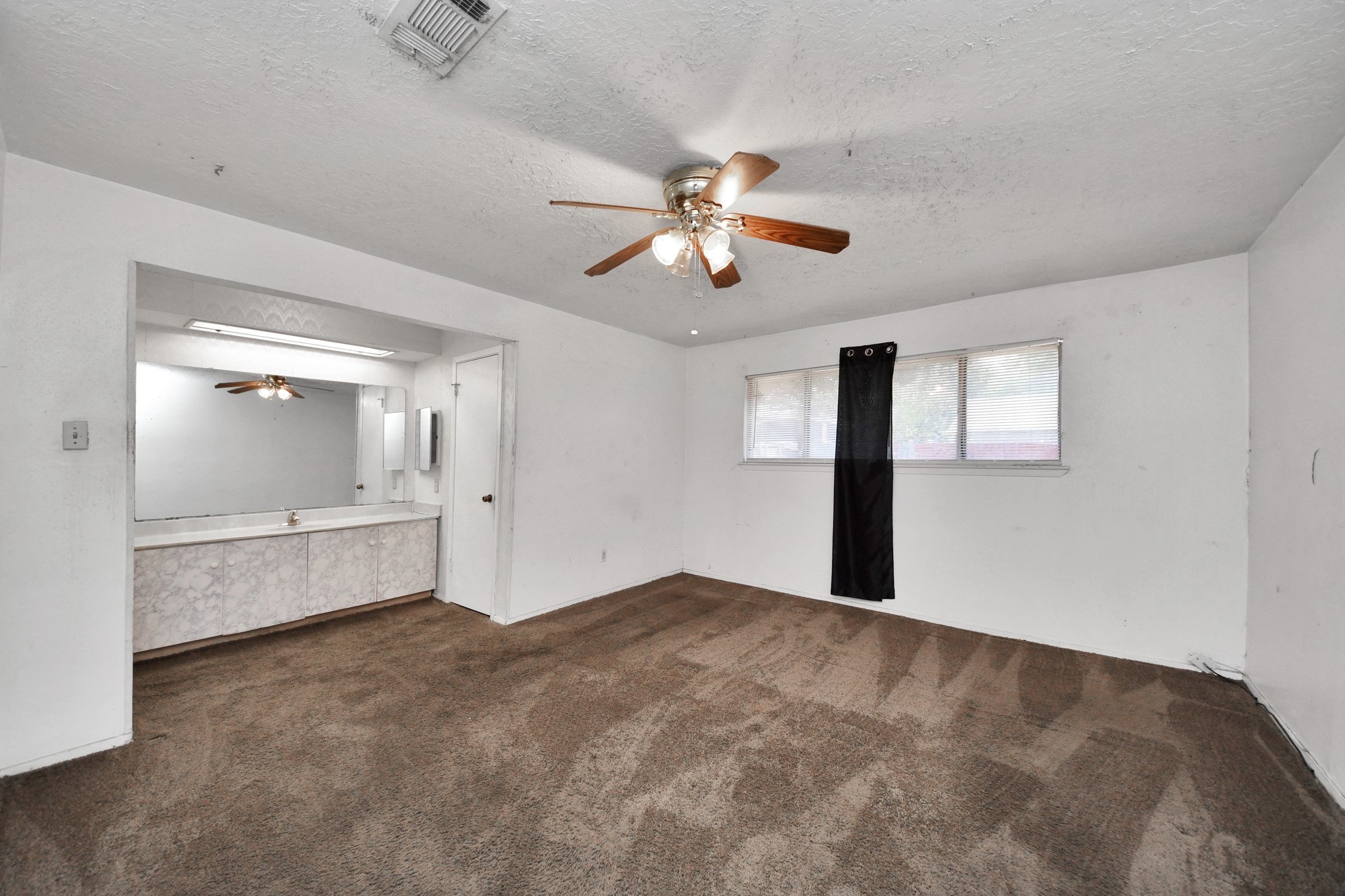 9502 Spiralwood Lane Property Photo 41