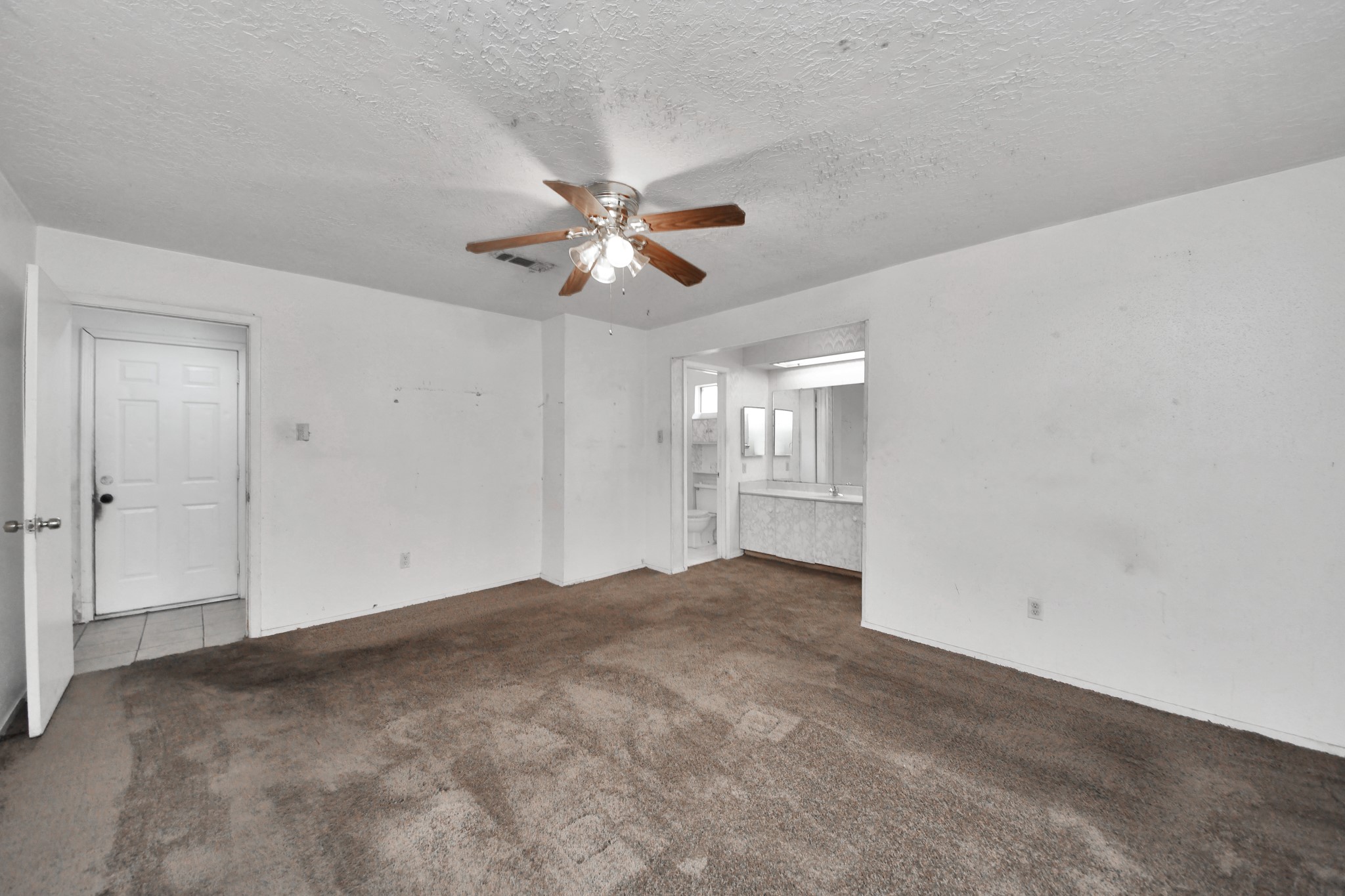 9502 Spiralwood Lane Property Photo 43