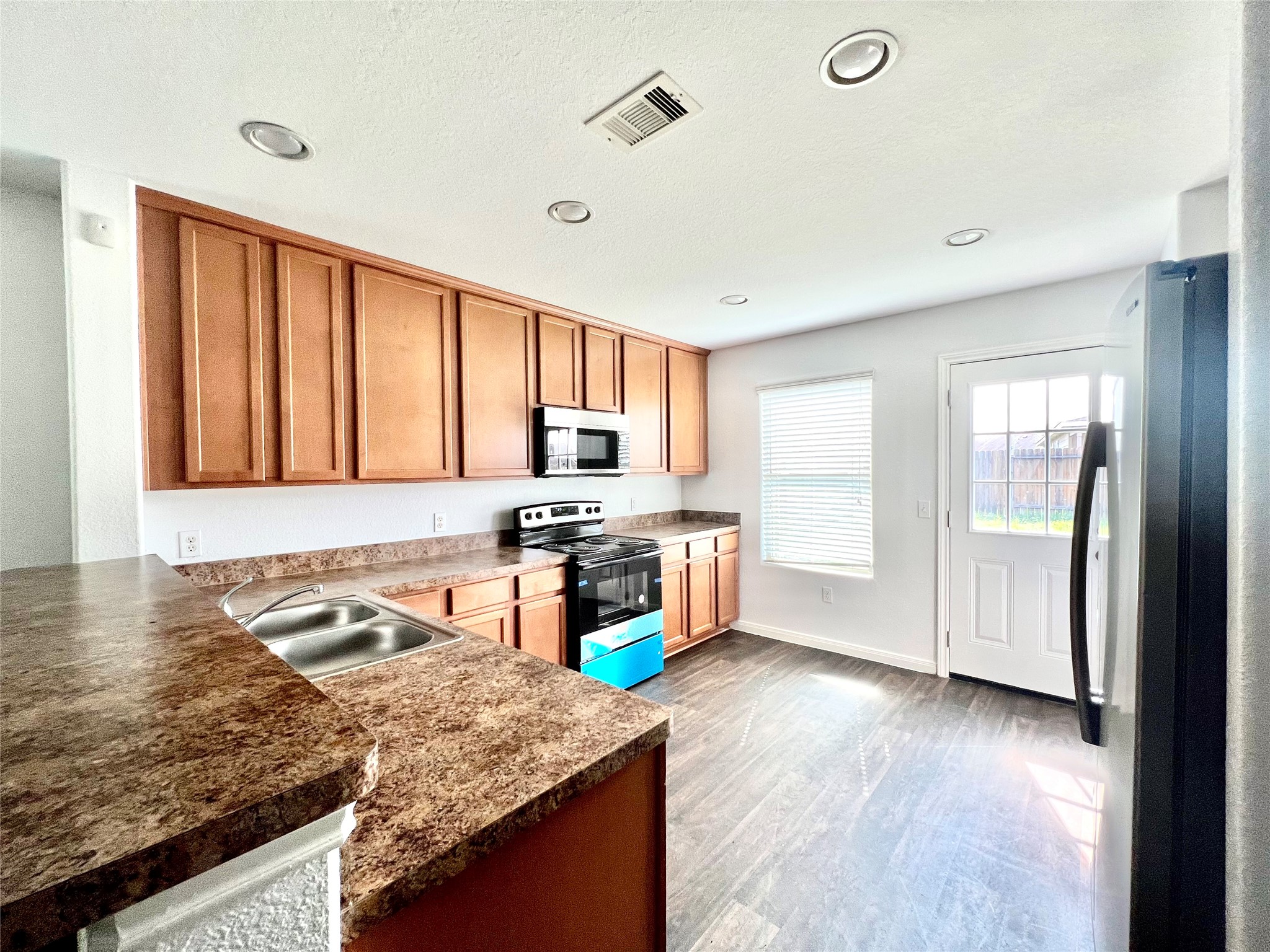 10118 Dawson Hill Lane Property Photo 7