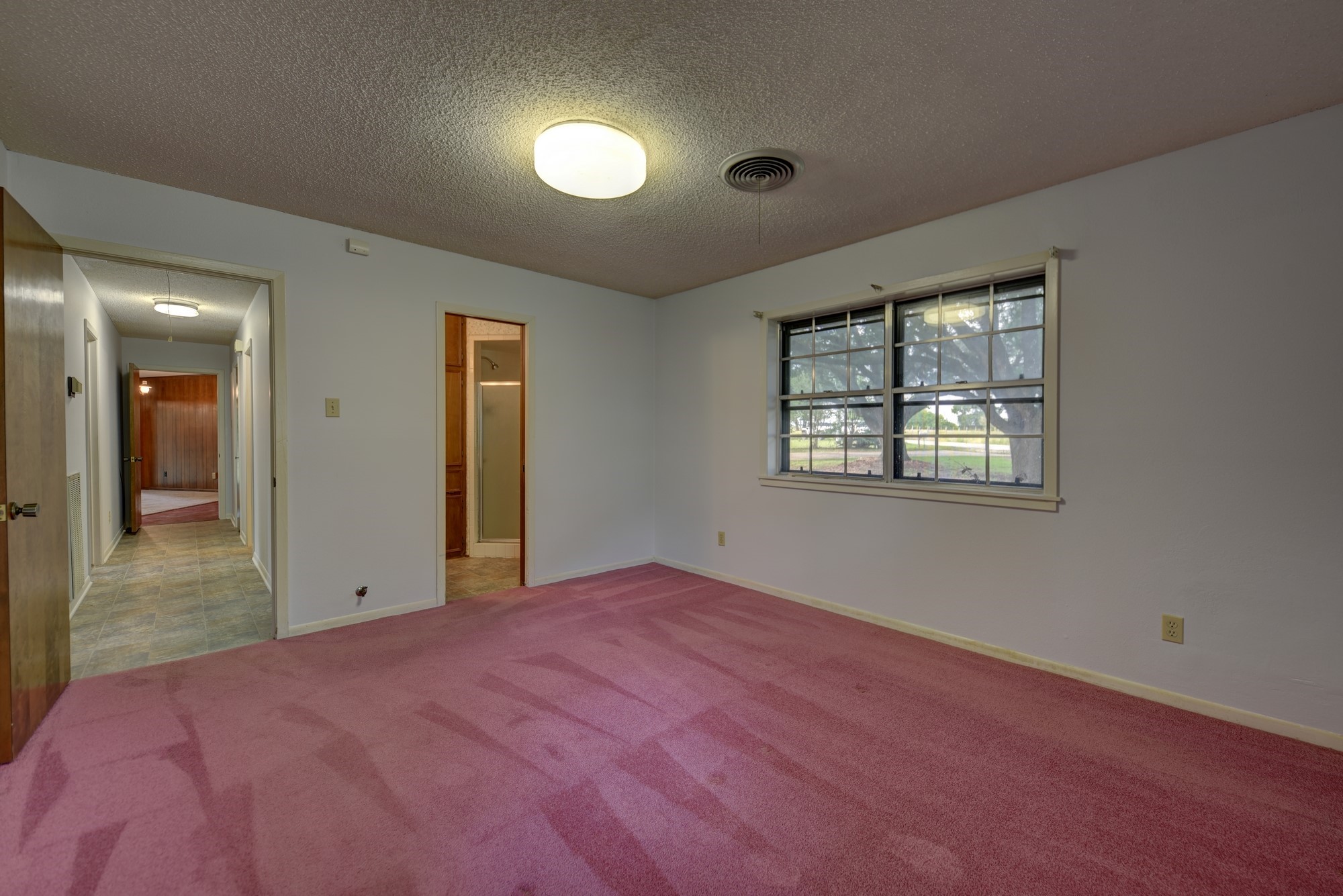 915 Farmers Road Property Photo 18