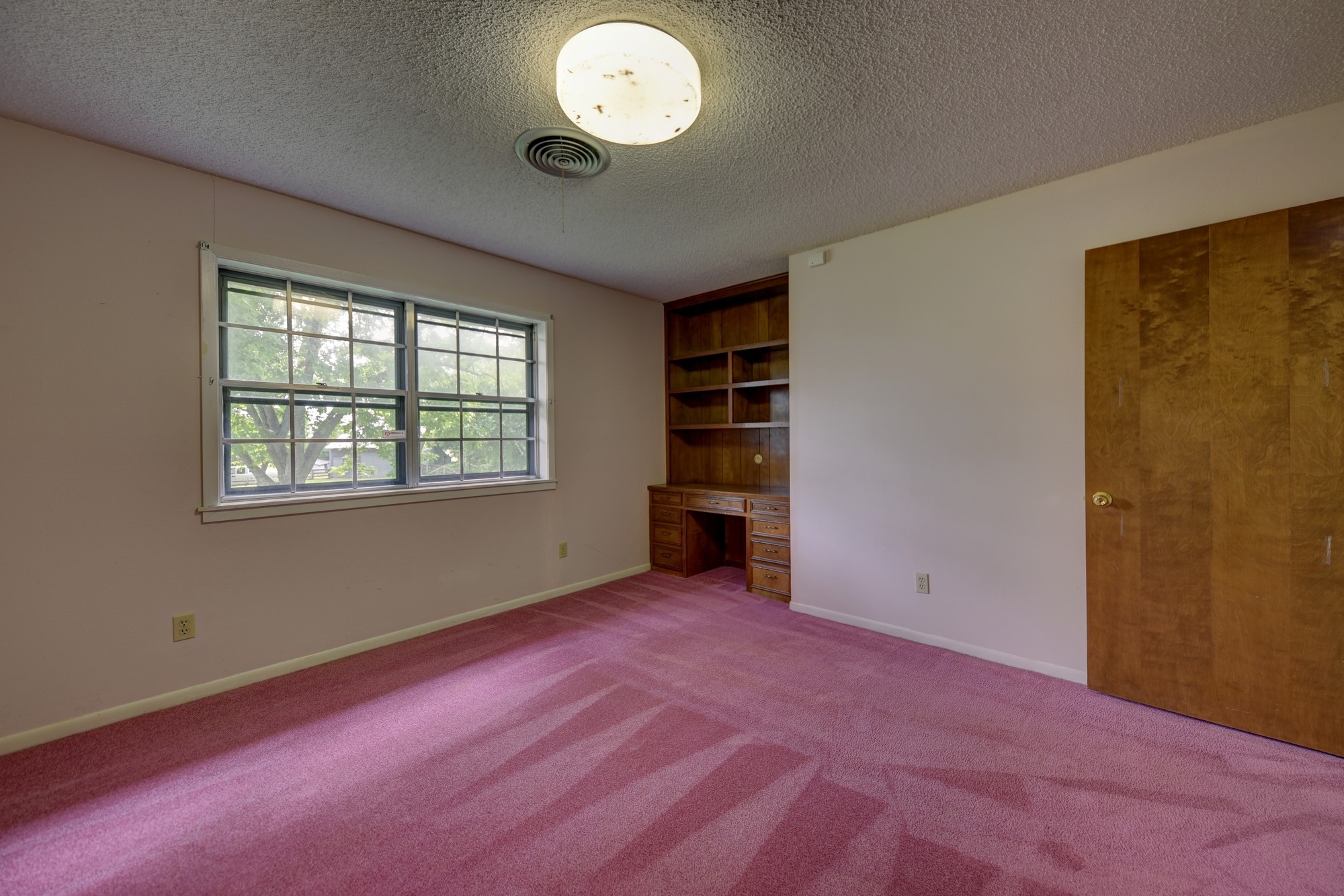 915 Farmers Road Property Photo 22