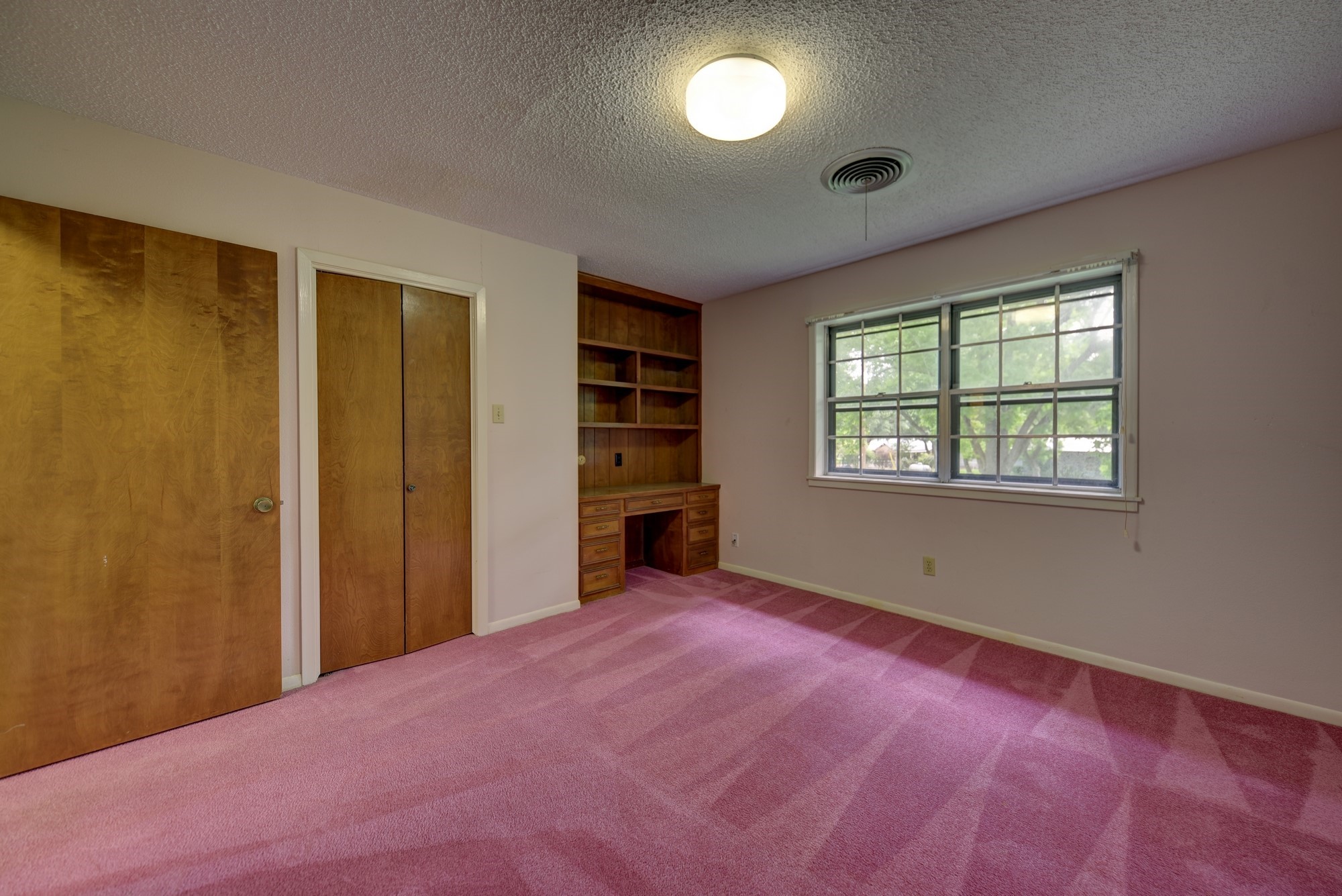 915 Farmers Road Property Photo 23