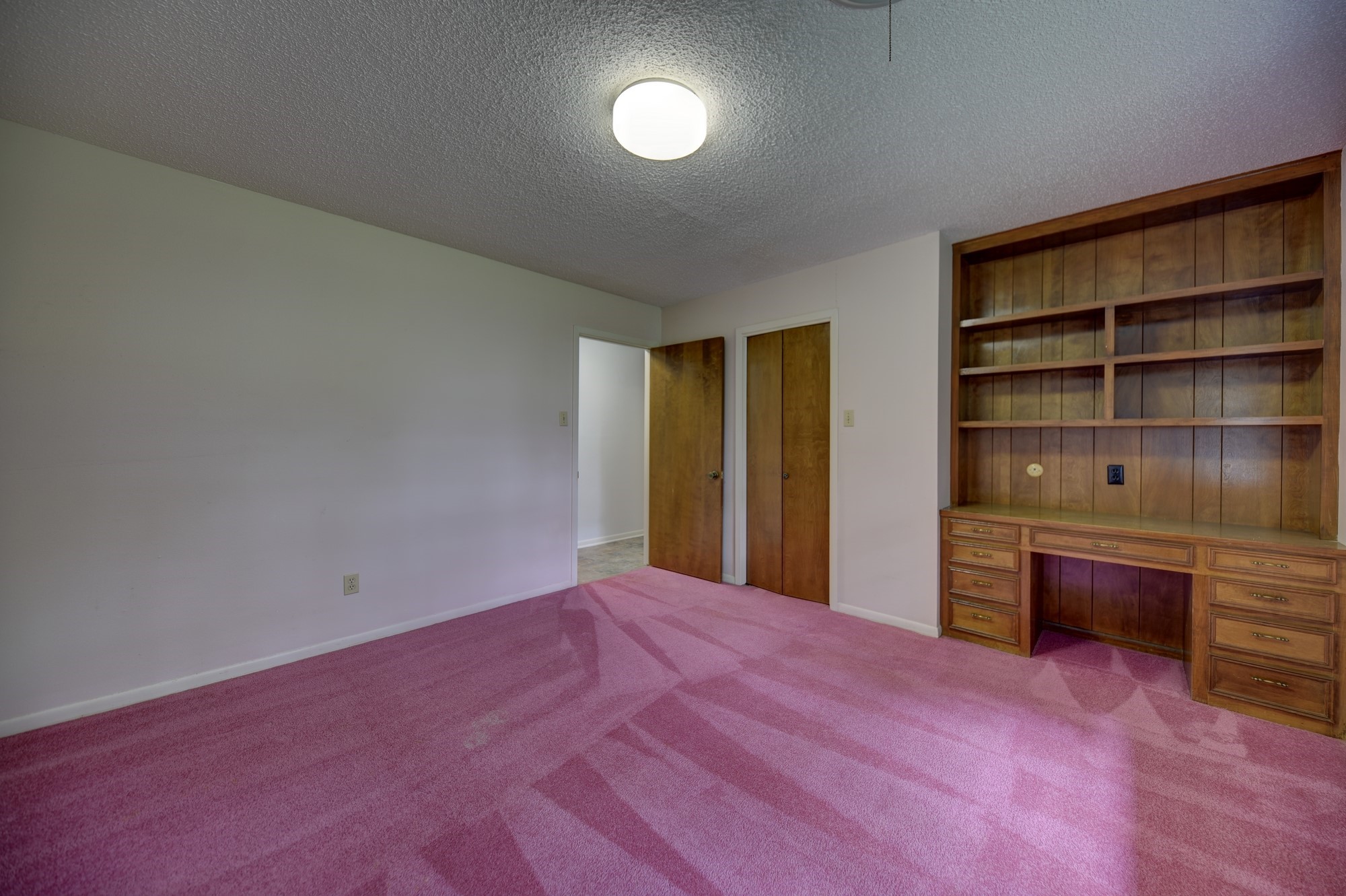 915 Farmers Road Property Photo 24