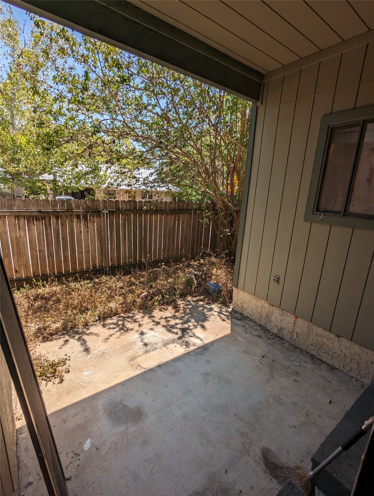 601 Nelray Boulevard 3 Property Photo 12