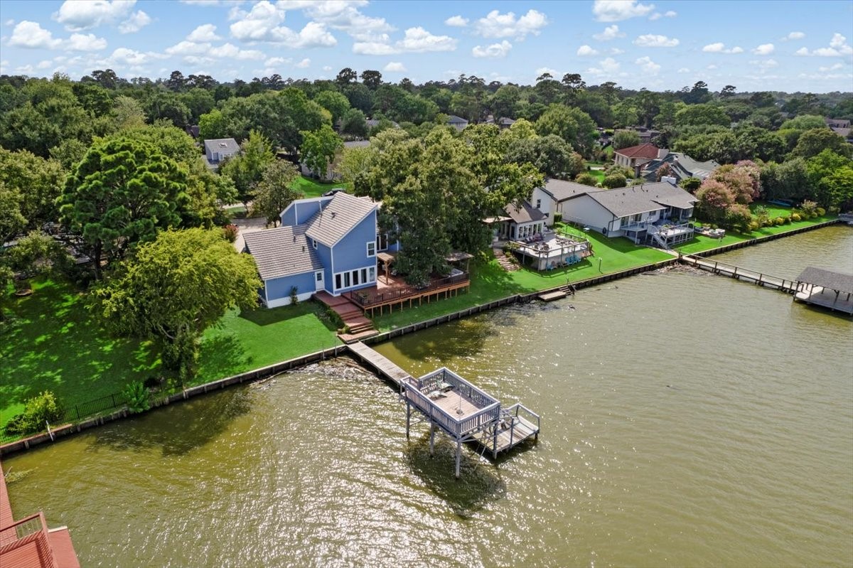 20347 Allegro Shores Lane Property Photo 1