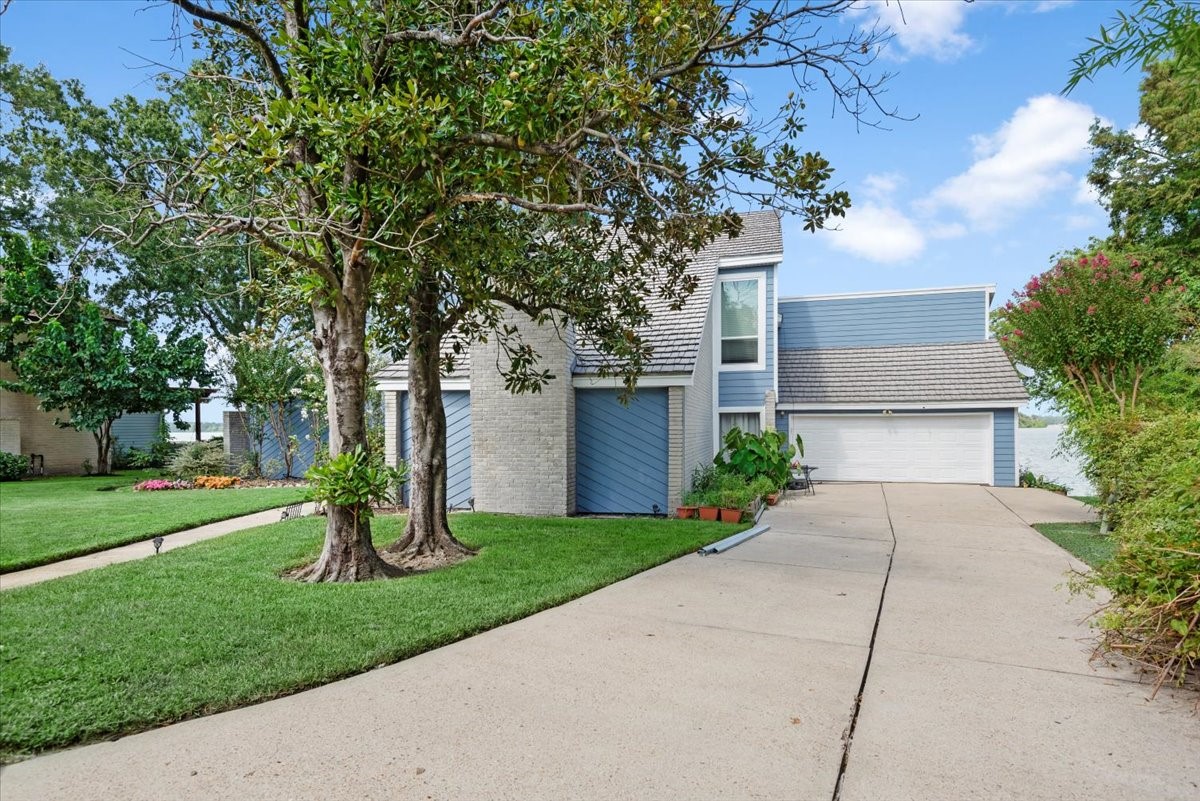 20347 Allegro Shores Lane Property Photo 4