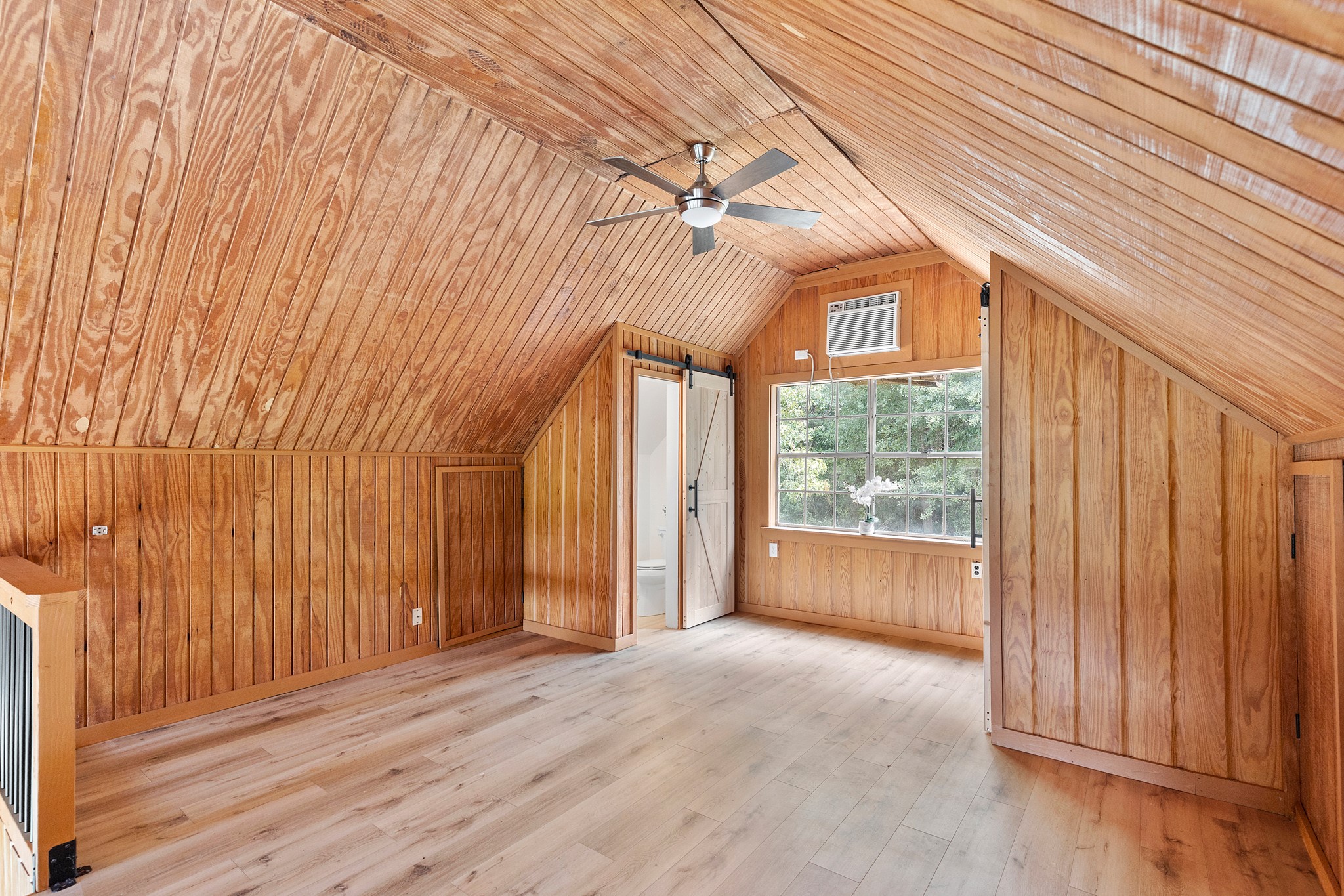 161 White Oak Street Property Photo 28