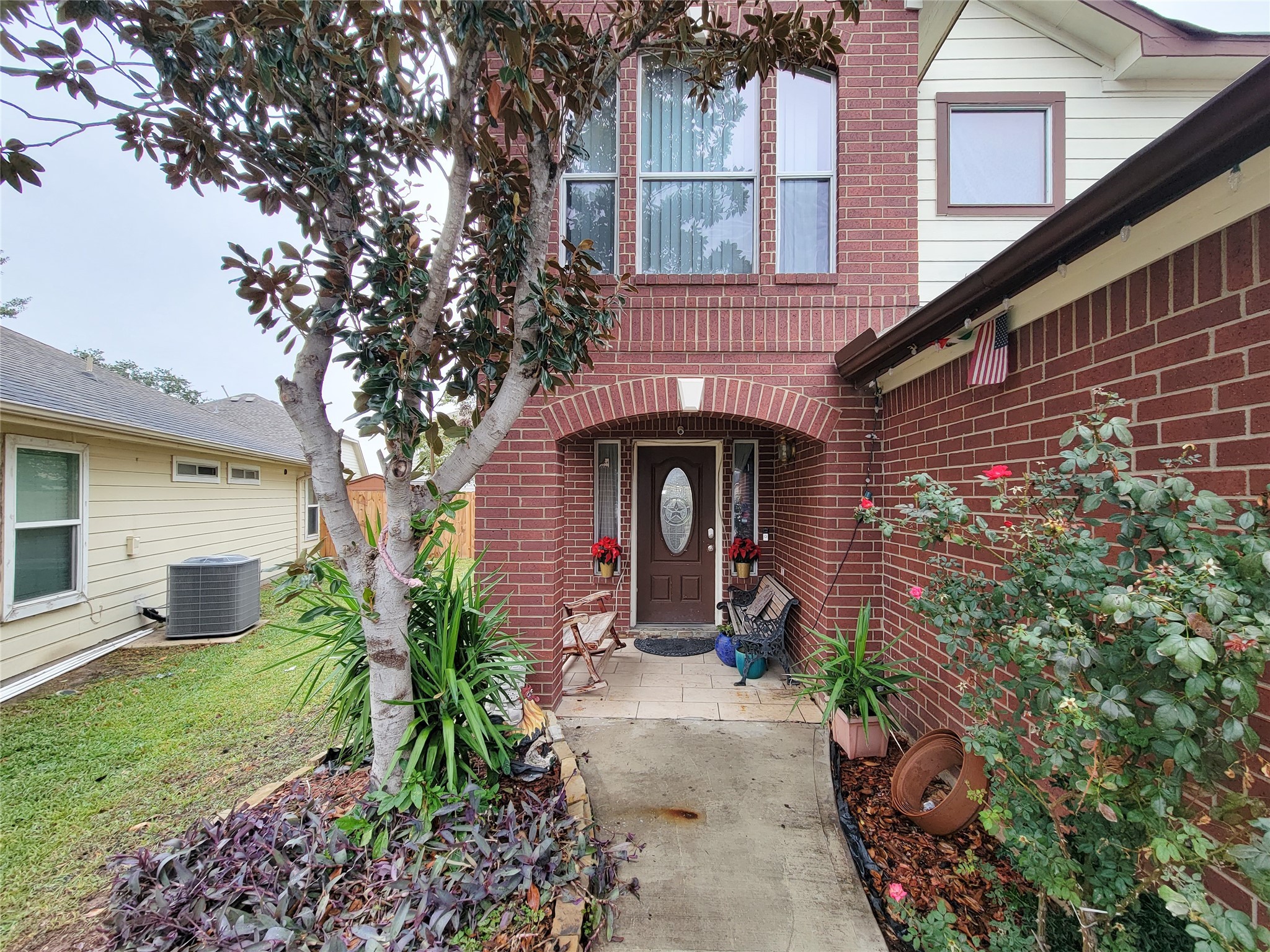 19910 Willowbrook Drive Property Photo 3