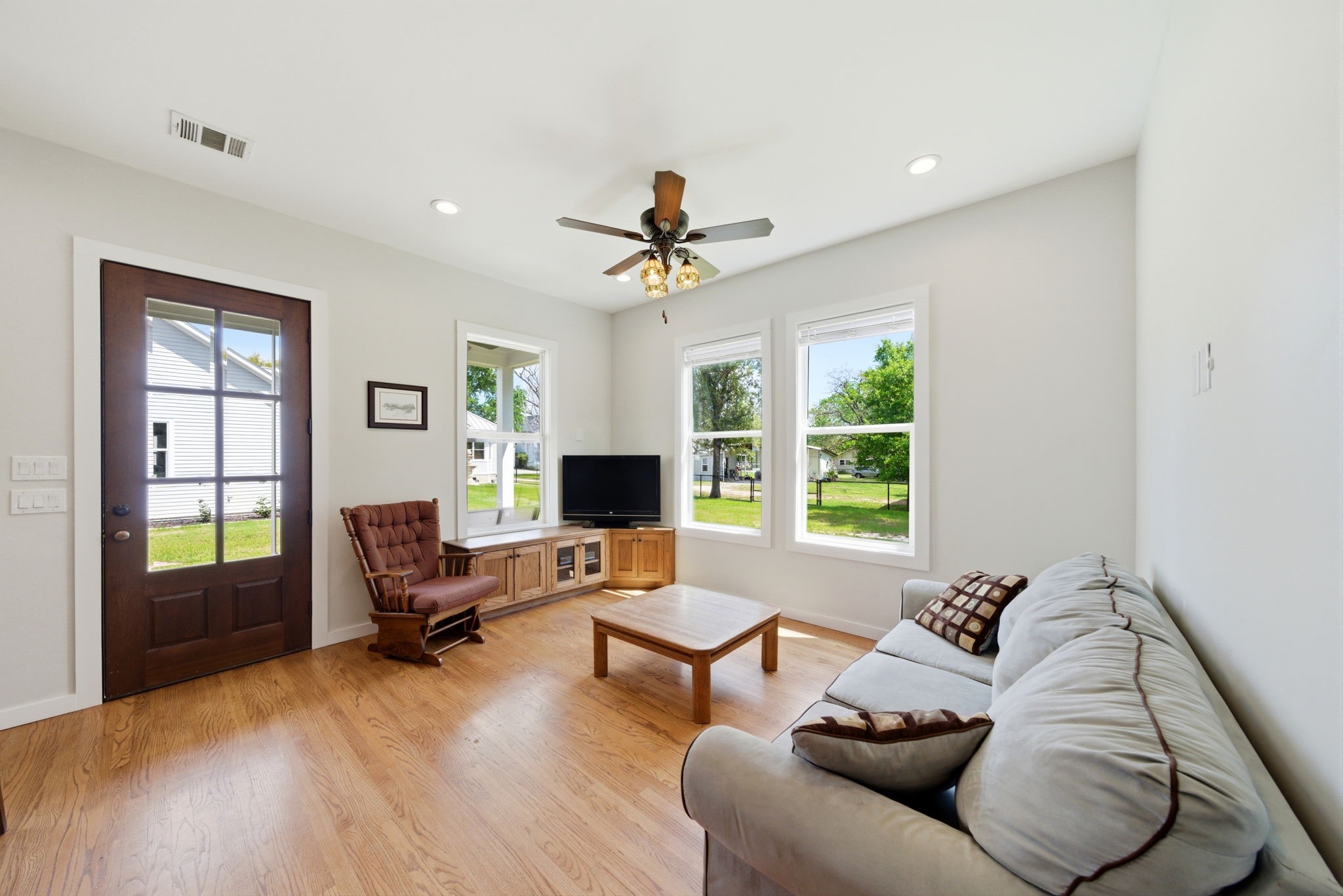 941 Judiway Street Property Photo 40