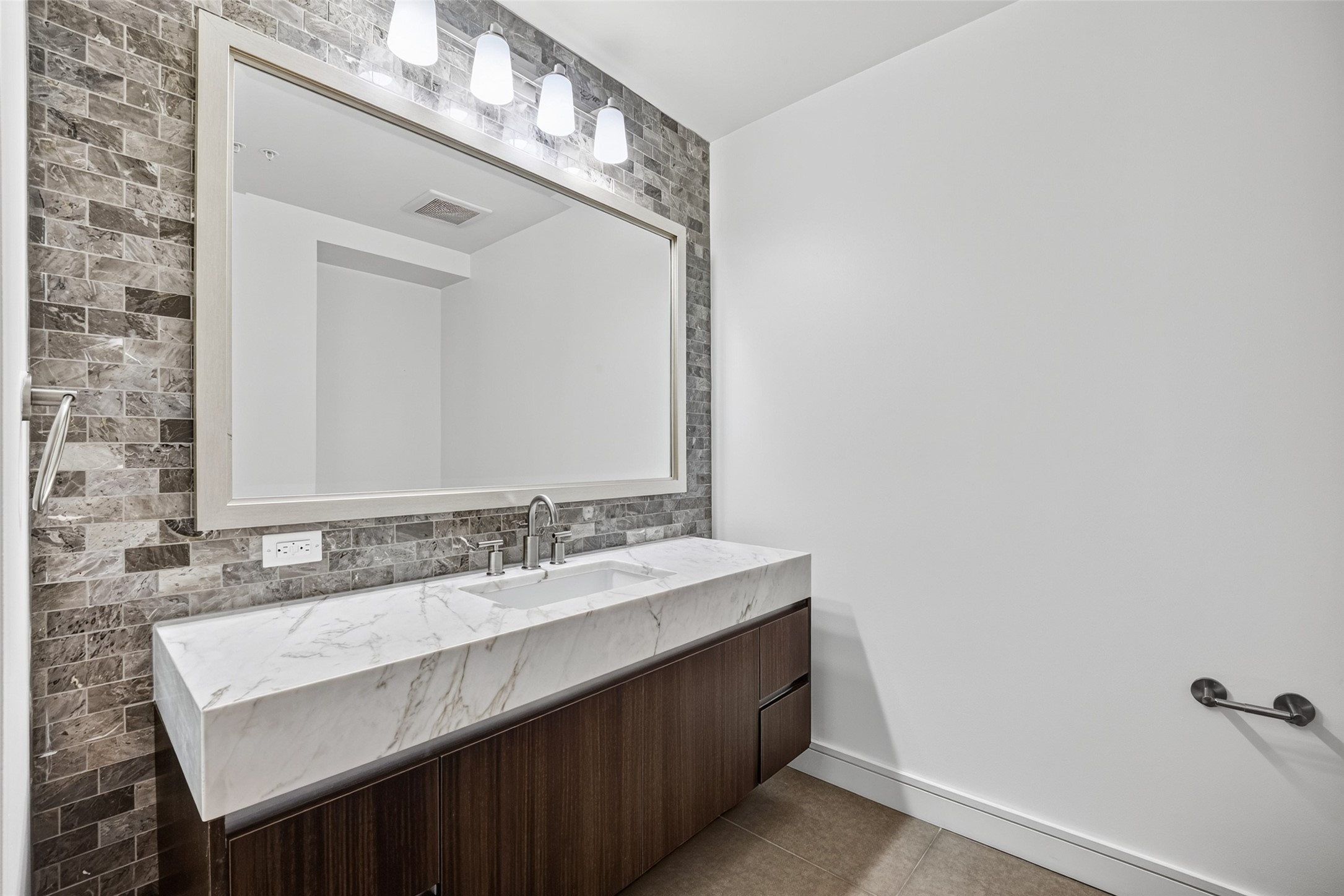 2651 Kipling Street 3904 Property Photo 22