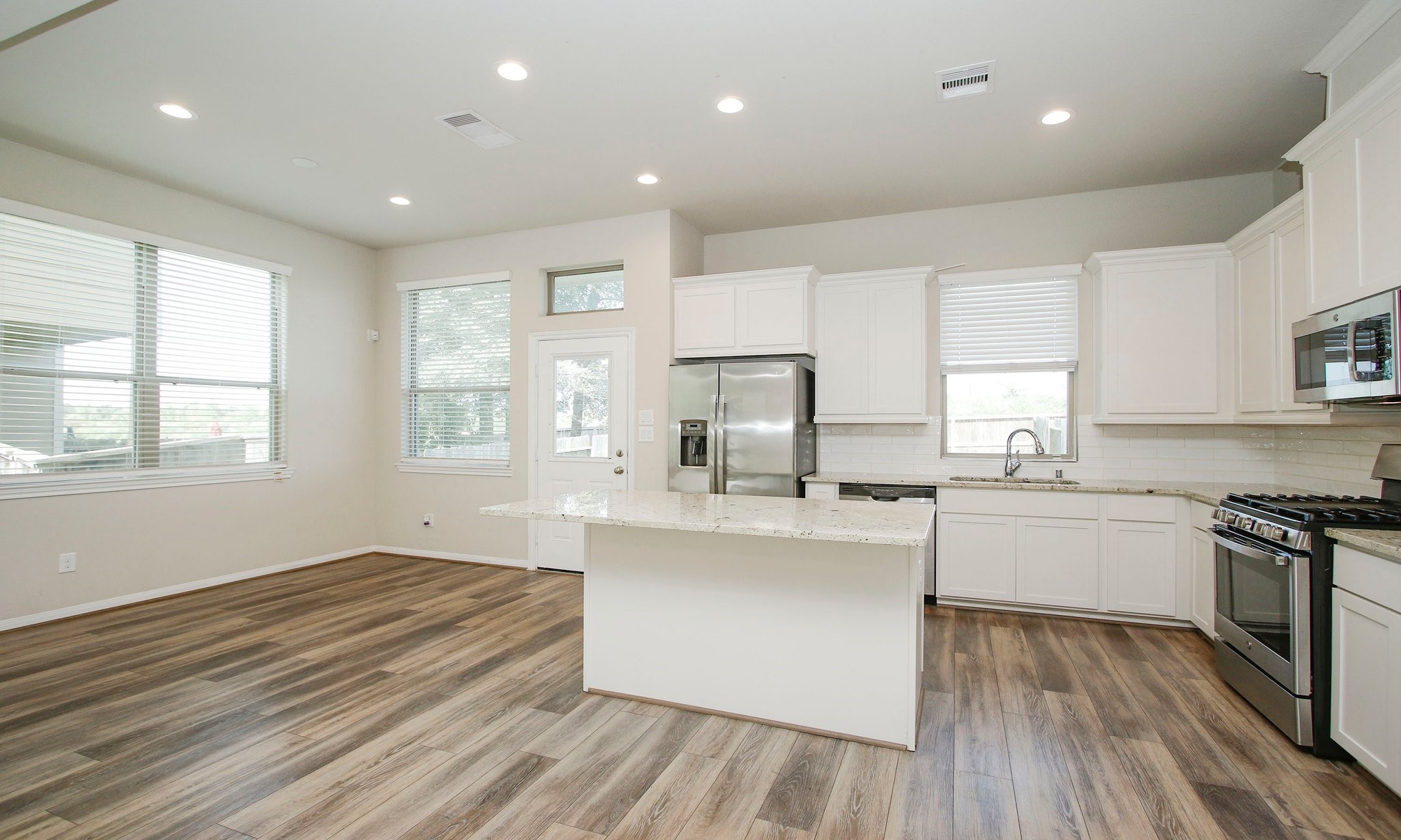 239 Biltmore Loop Property Photo 19