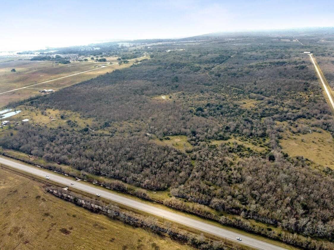 0 Fm 521' Property Photo 1