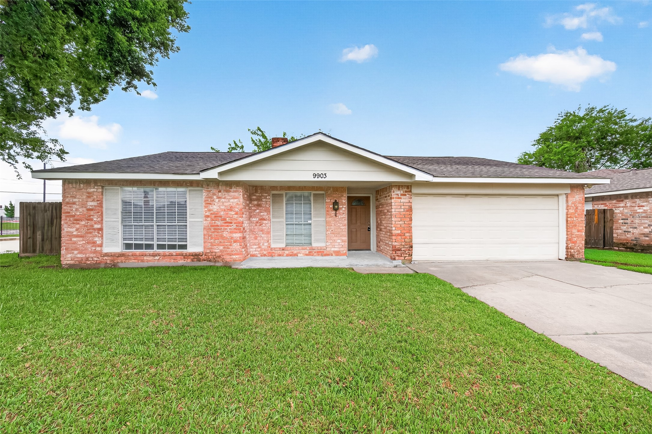 9903 Towne Tower Lane Property Photo 1