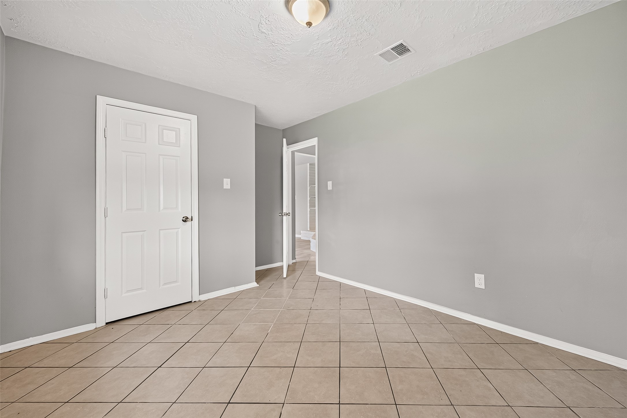 9903 Towne Tower Lane Property Photo 18