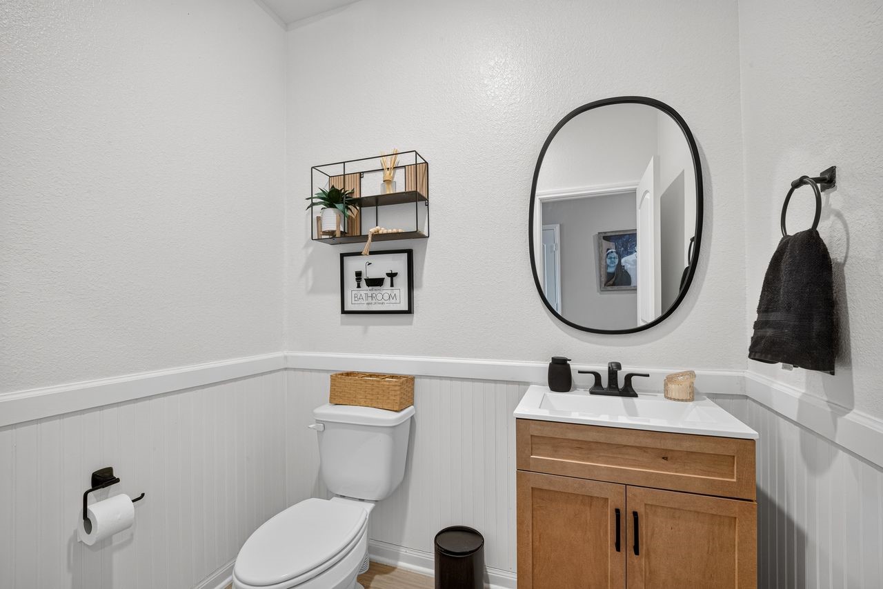 5903 Littoral Road Property Photo 12