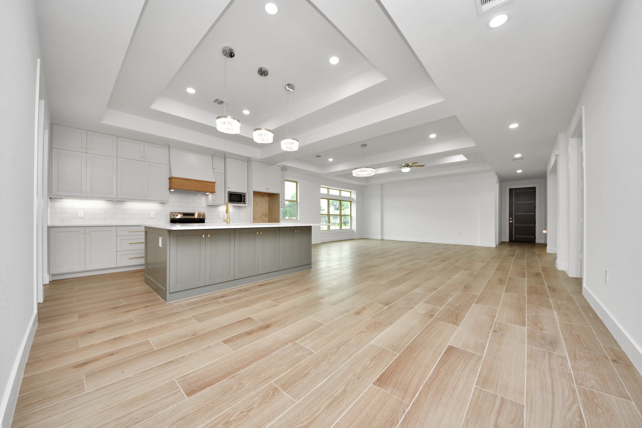 16747 Forest Trail Drive Property Photo 1