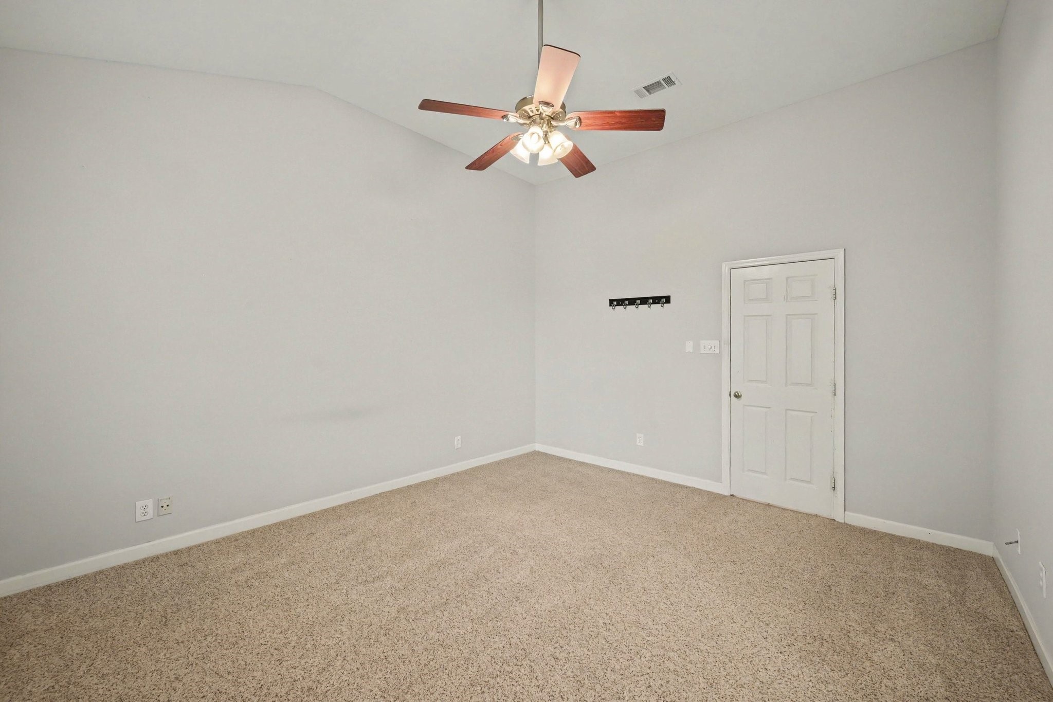 20002 Crossvine Trail Lane Property Photo 27