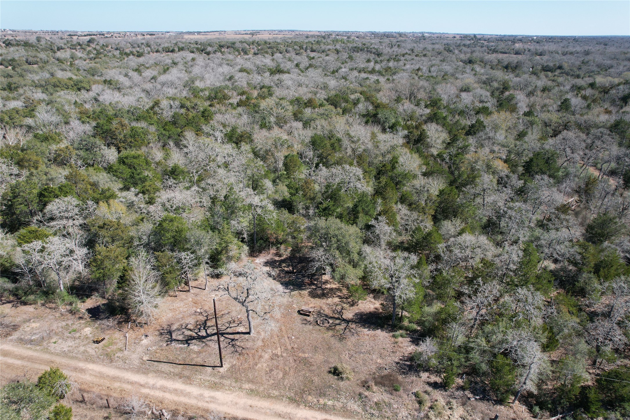 2551 Jurecka Road Property Photo 8