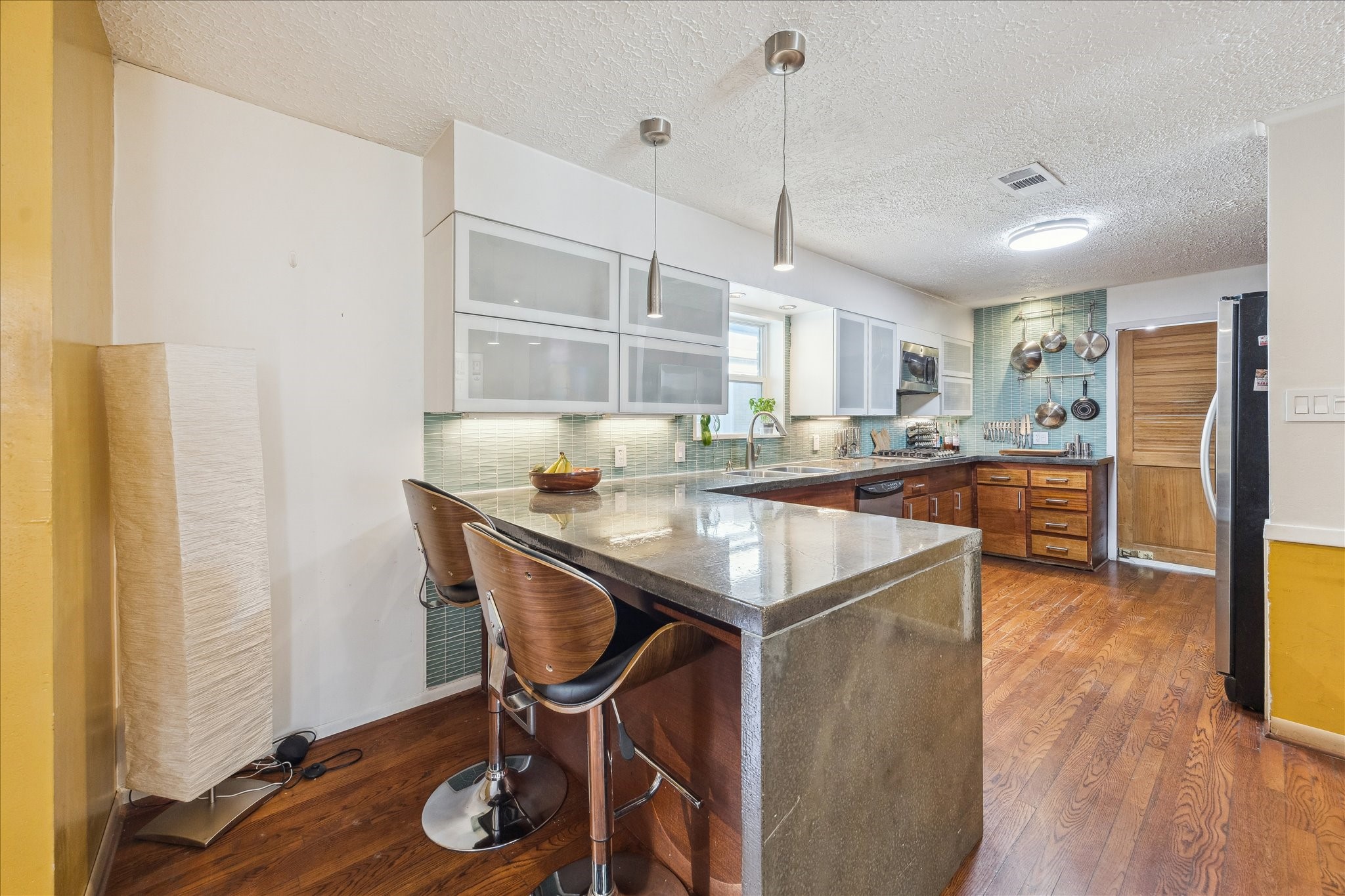 10102 Knoboak Drive Property Photo 15