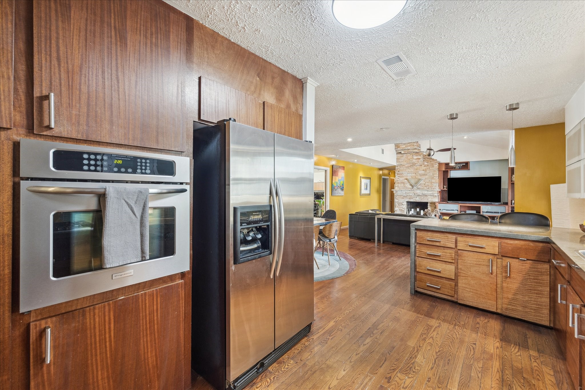 10102 Knoboak Drive Property Photo 17