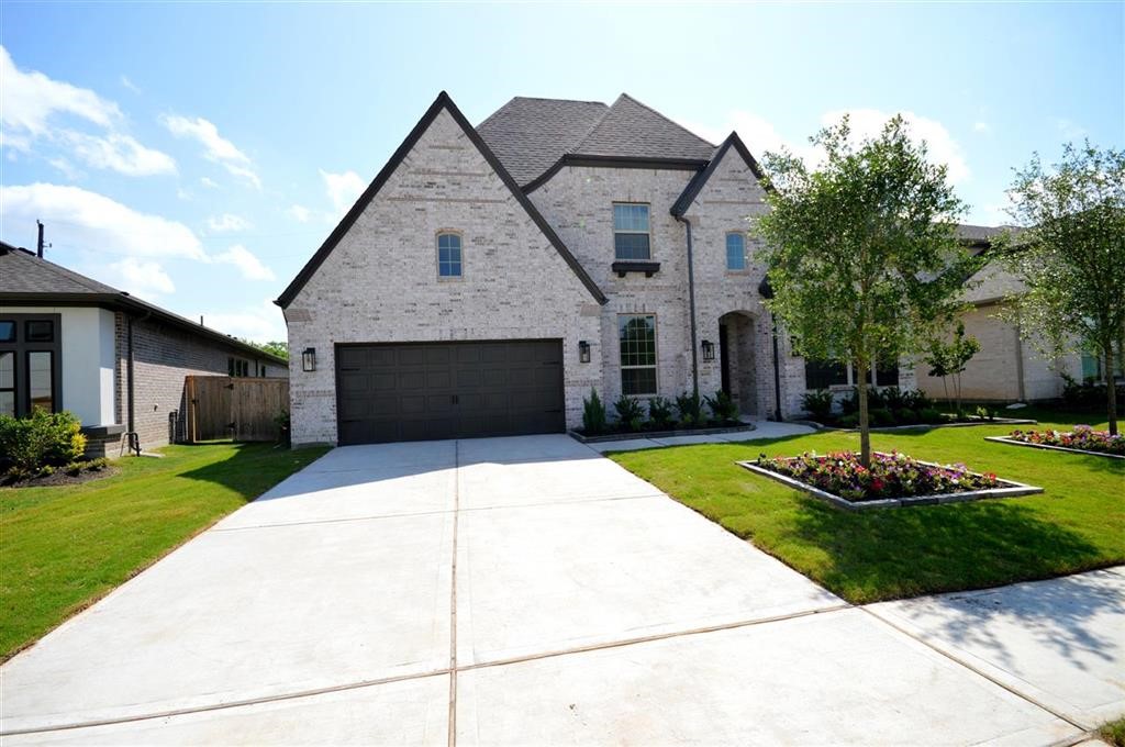 4410 Crossfield Property Photo 4