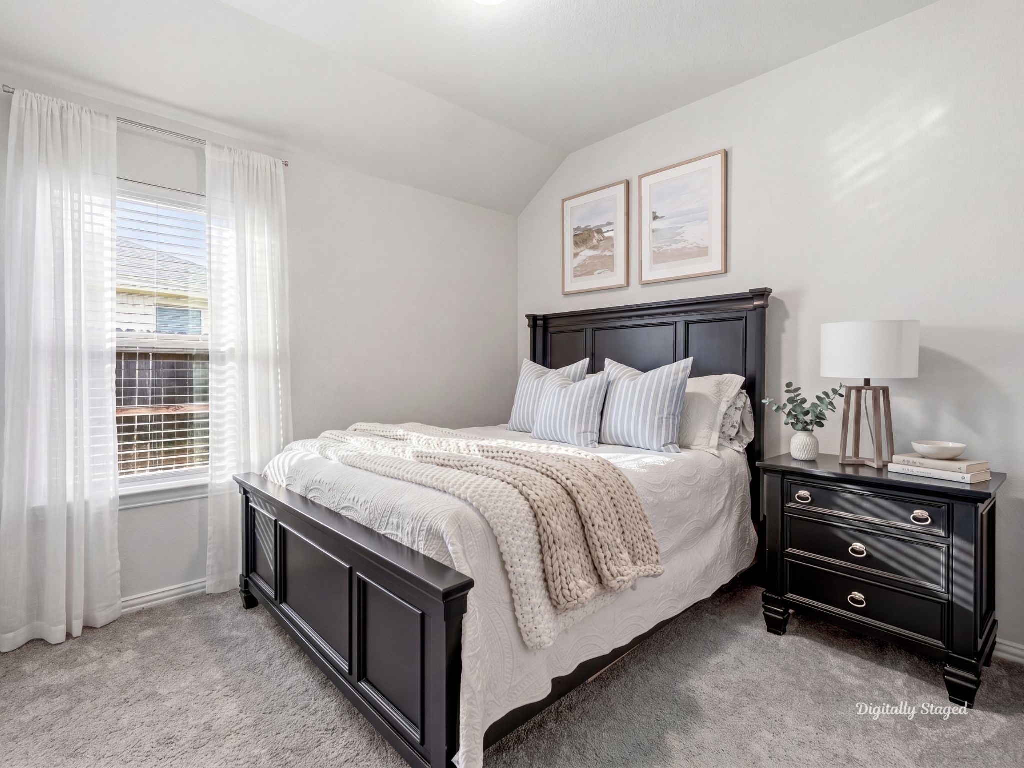 118 Violet Carson Court Property Photo 16