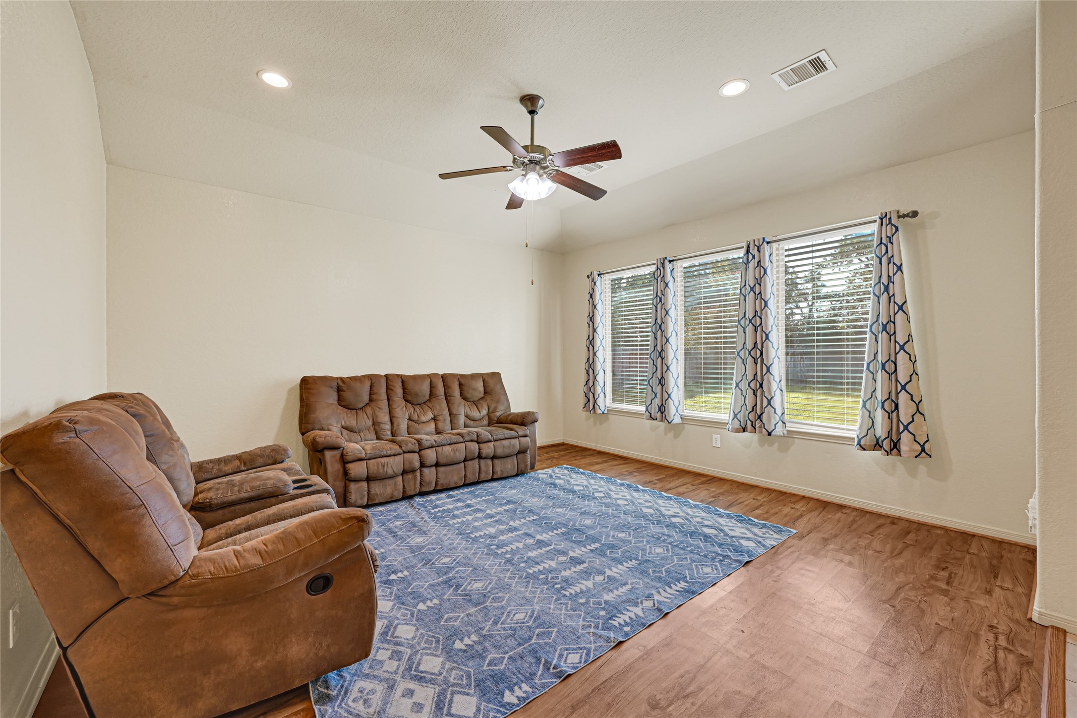 2207 Antler Trails Drive Property Photo 10