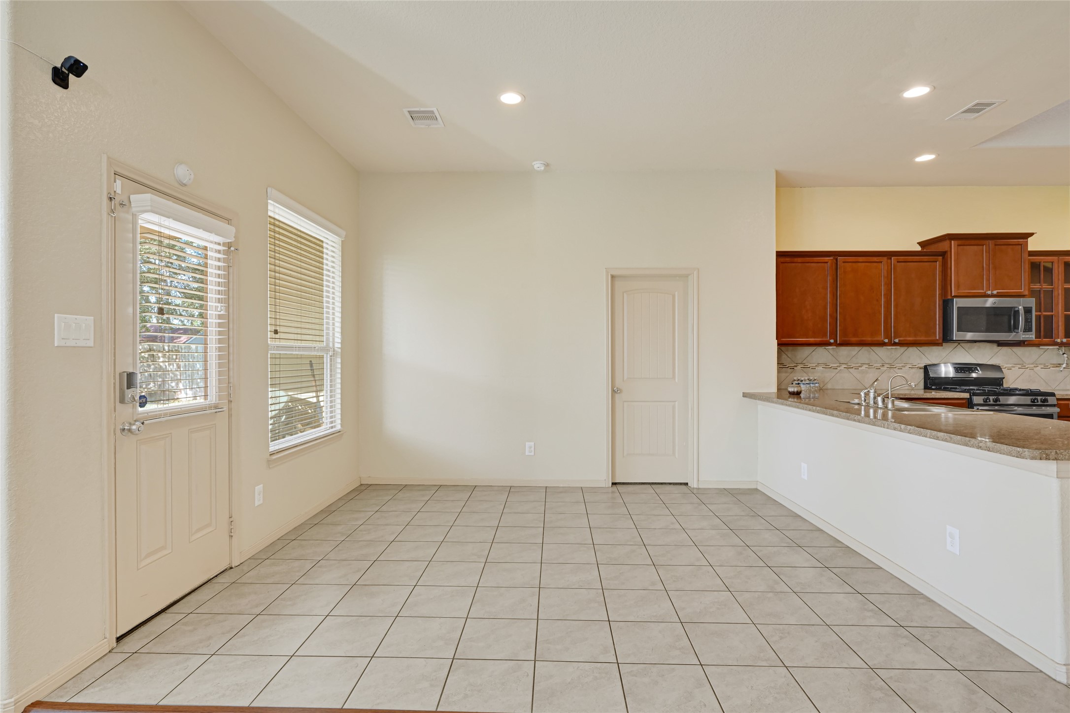 2207 Antler Trails Drive Property Photo 12