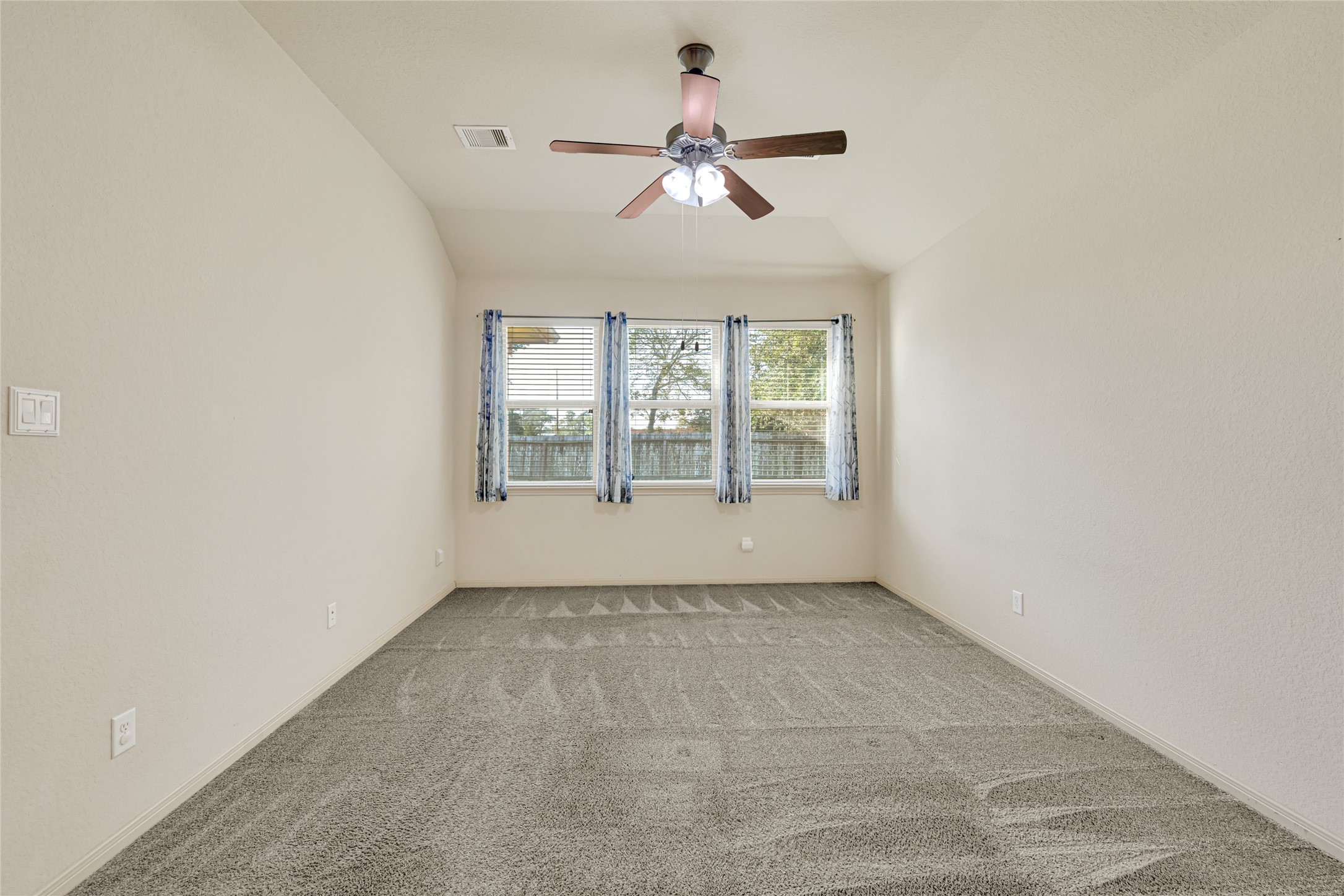 2207 Antler Trails Drive Property Photo 23