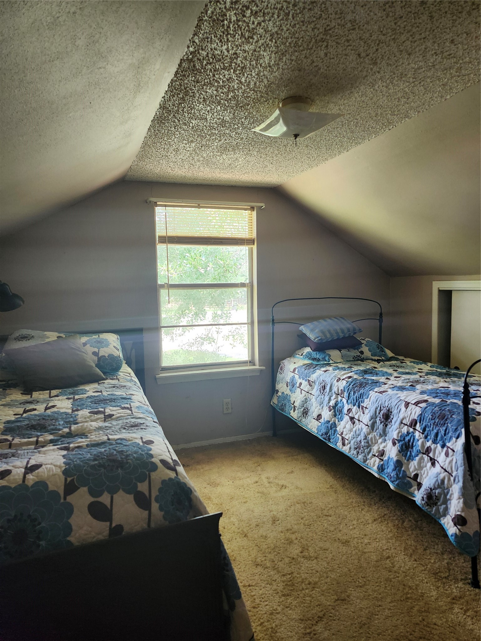 23164 Albert Drive Property Photo 11