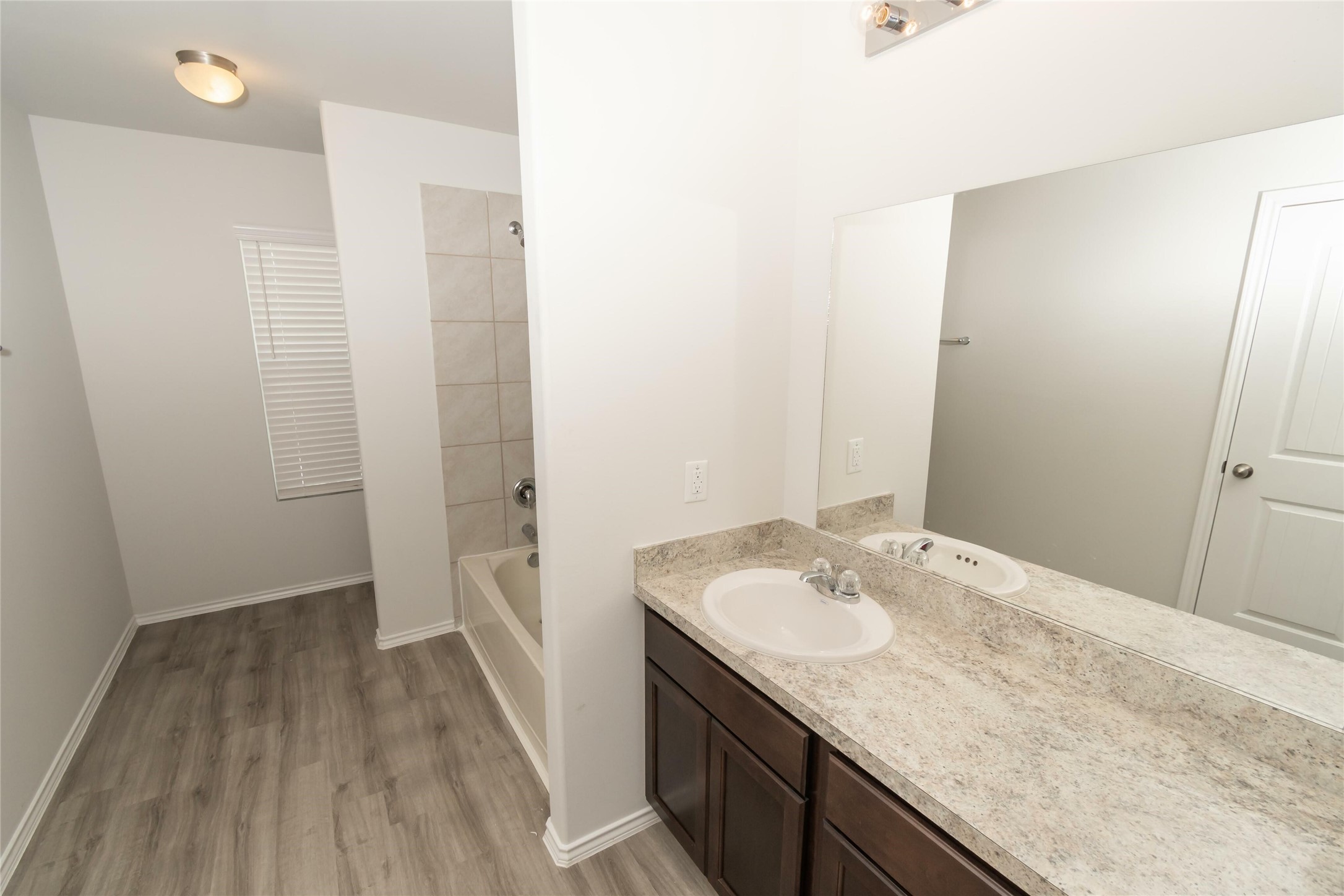 17134 Hailey Harbor Drive Property Photo 10